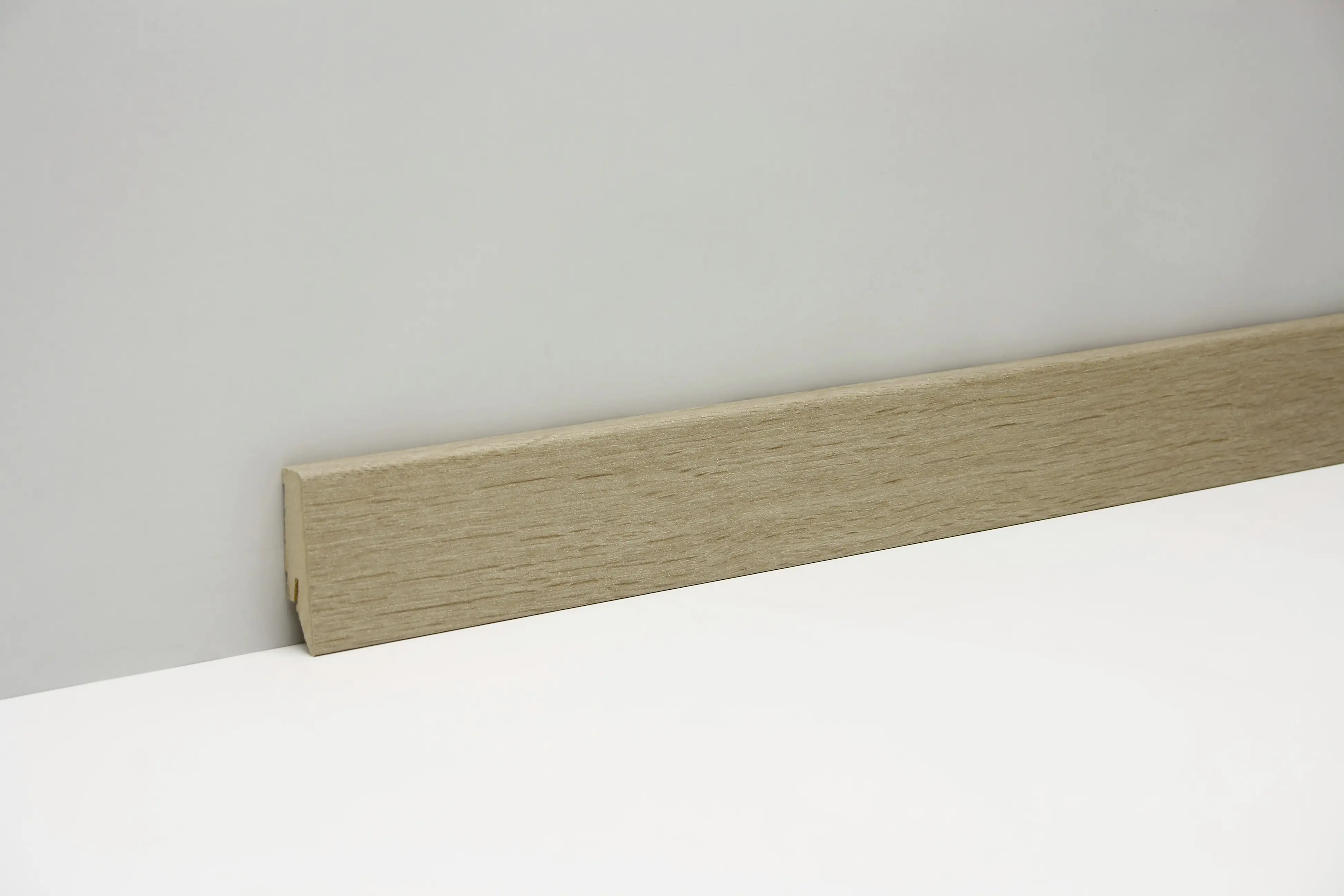 Classen Clip-Fußleiste 240 cm 58 x 19 mm Eiche elfenbein