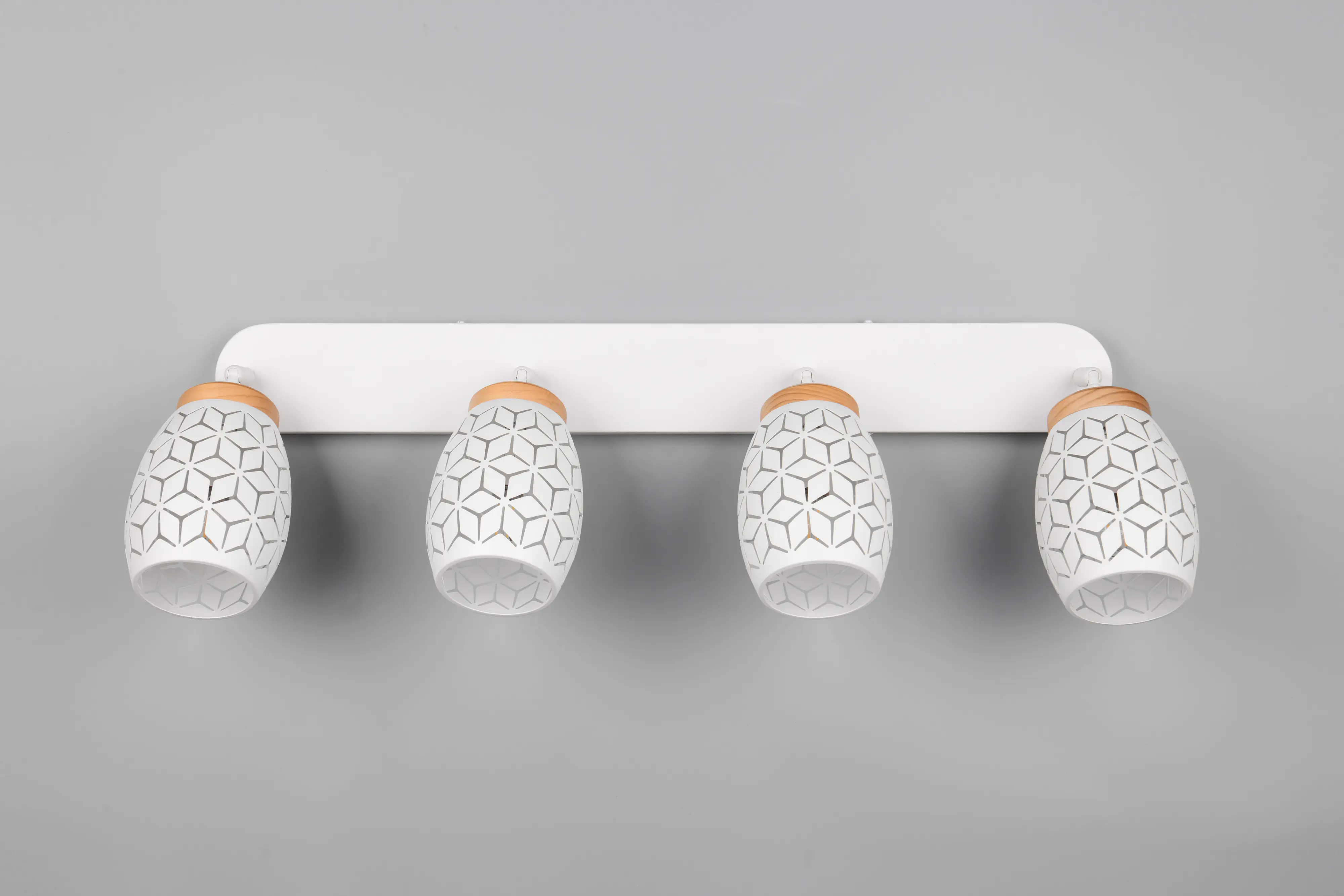 Trio LED-Deckenlampe 4er Spot Bidar 27 x 74 cm weiß matt/natur