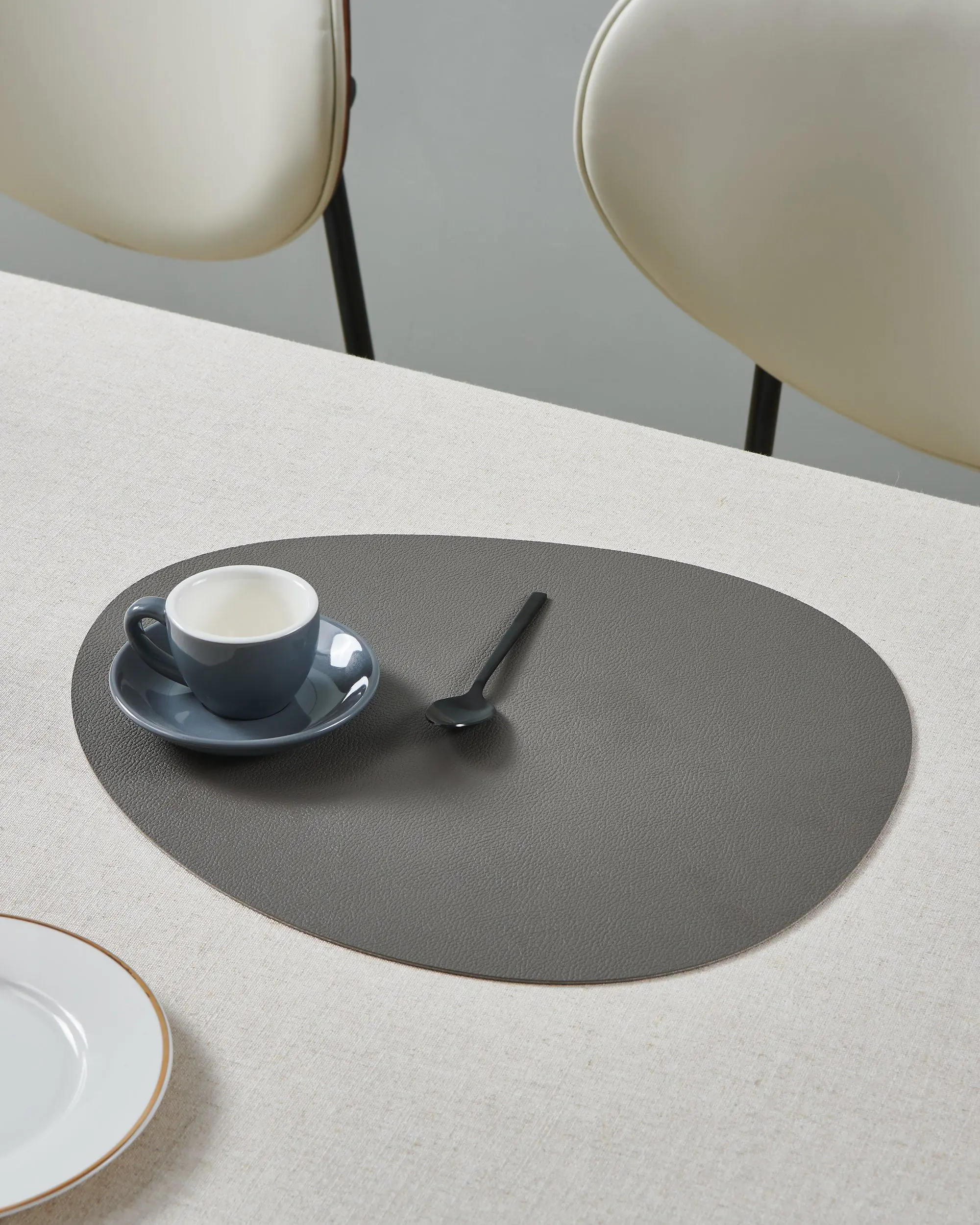 Vinanivao Tischset 40 x 35 cm dunkelgrau/hellgrau Vinanivao Tischset 40 x 35 cm dunkelgrau/hellgrau