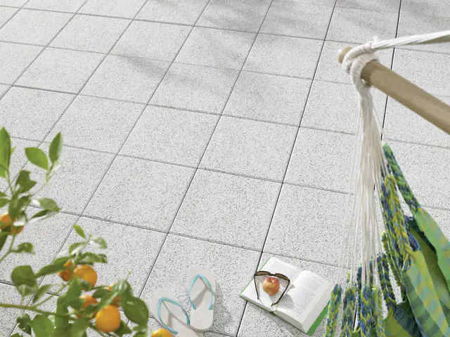 Kann Terrassenplatte Mailand 40 x 40 x 5 cm weiß Kann Terrassenplatte Mailand 40 x 40 x 5 cm weiß