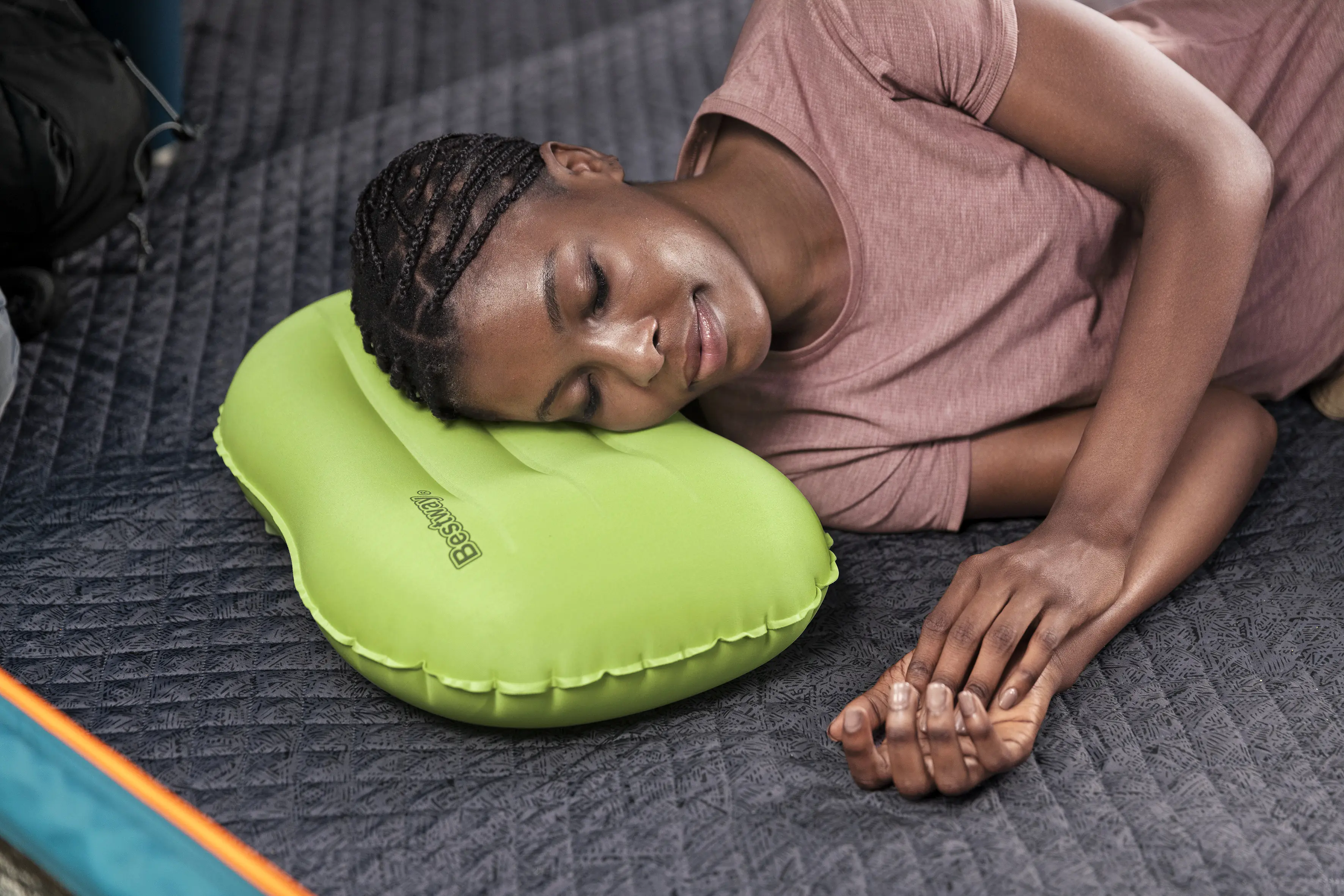 Bestway Luftkissen Wanderlite grün 42 x 30 x 12 cm