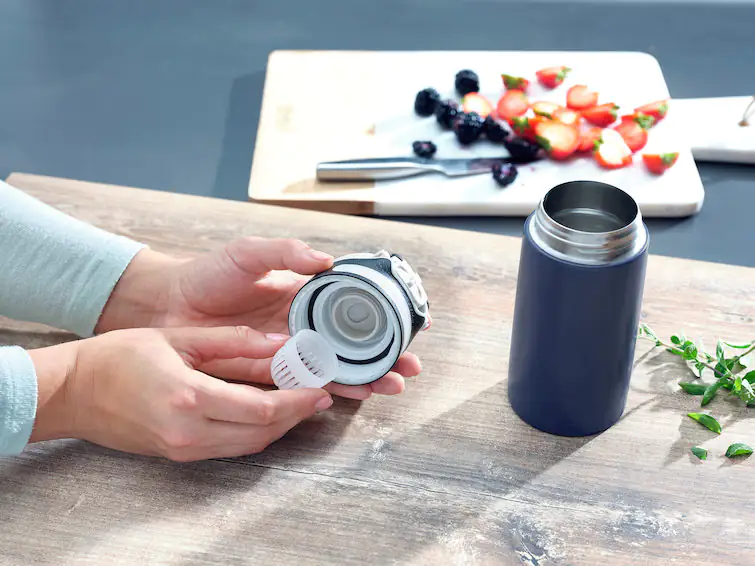 Leifheit Thermobecher Flip 350 ml dunkelblau