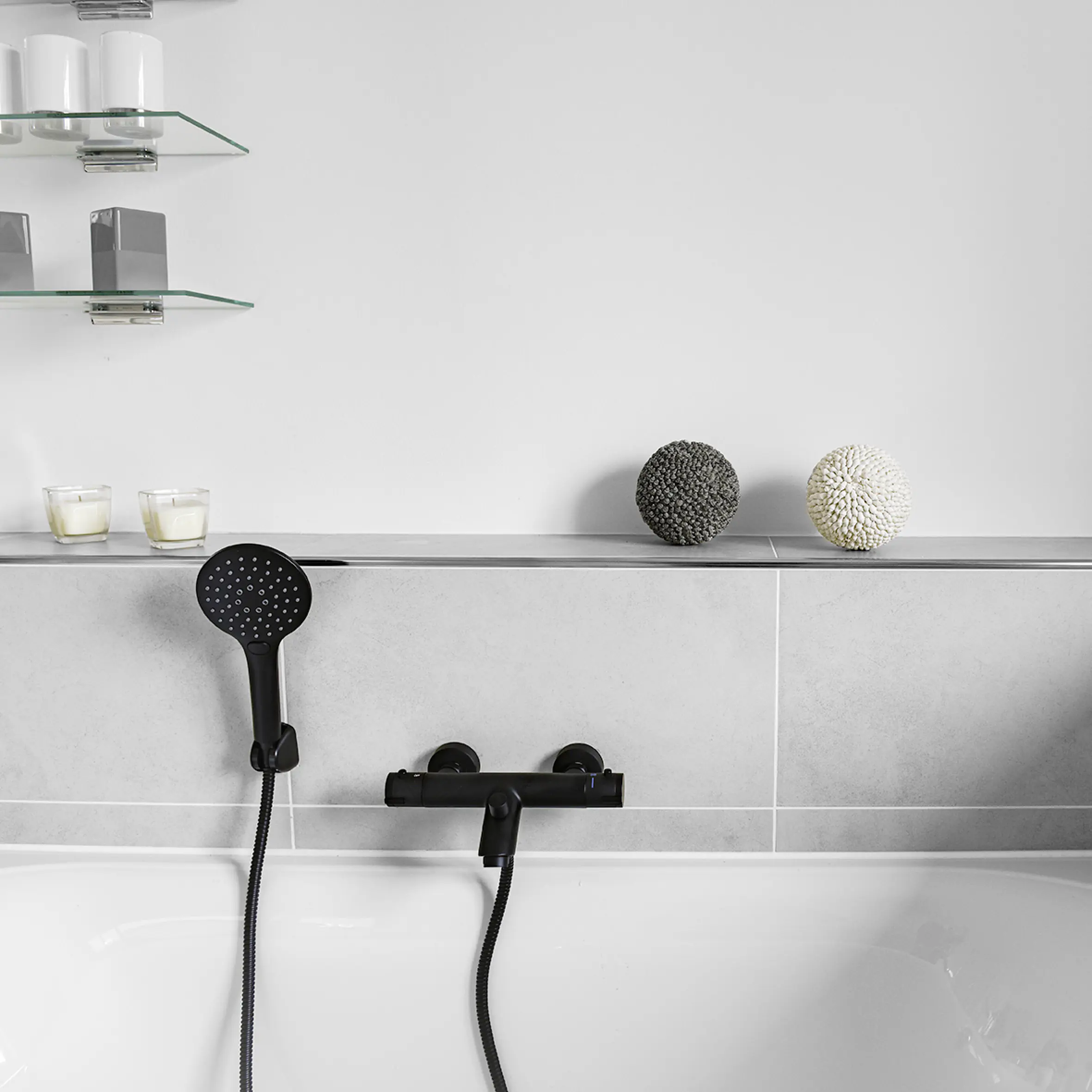 Cornat Handbrause Set Noir, 3 Strahlarten, schwarz, mit Schlauch