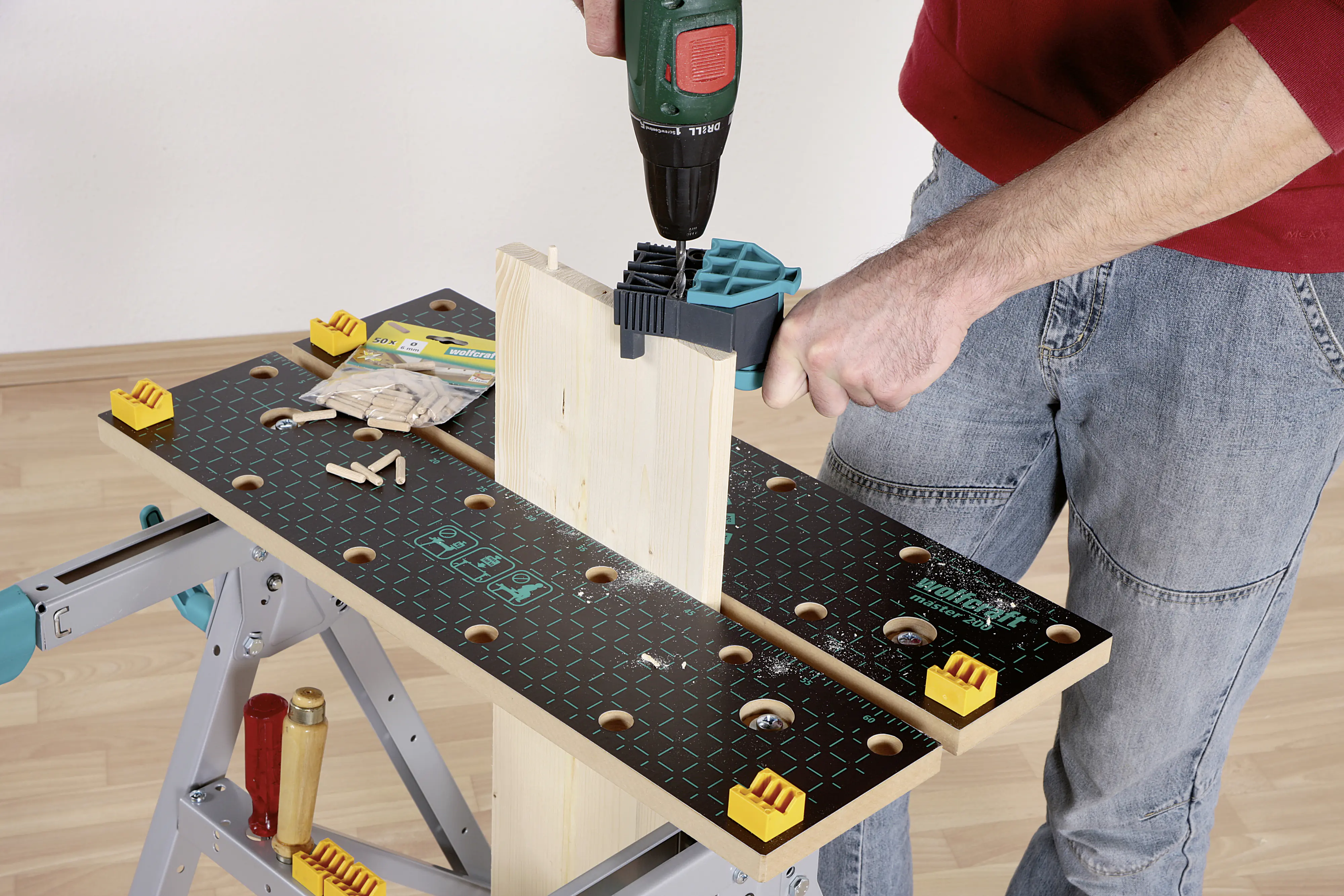 Wolfcraft Spanntisch Master 200 MDF Arbeitsfläche 64,5 x 30,0 cm Wolfcraft Spanntisch Master 200 MDF Arbeitsfläche 64,5 x 30,0 cm
