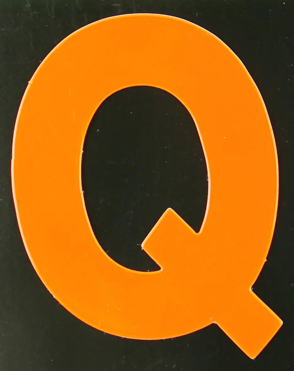 4004947548560 Conacord Reflektierender Klebebuchstabe Q orange "Q"