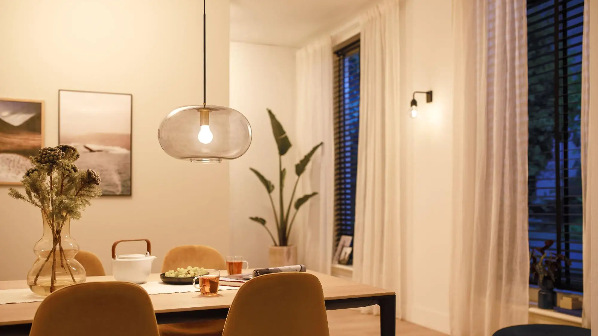 Philips Smart LED Leuchtmittel Tunable White A60 E27 Birnenform 7 W Philips Smart LED Leuchtmittel Tunable White A60 E27 Birnenform 7 W