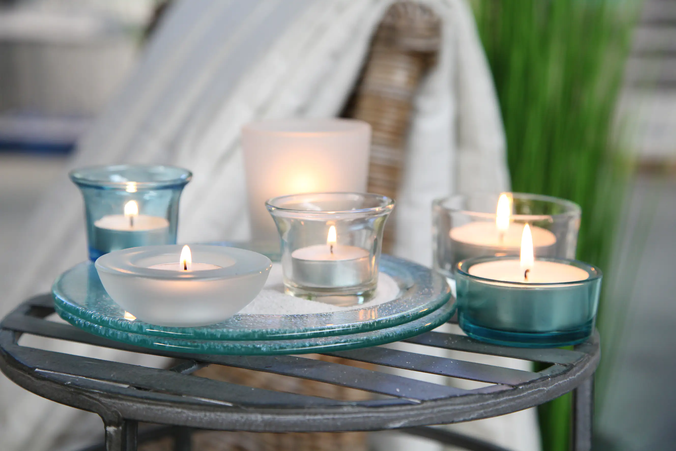 4019916992022_01 Villa Verde Teelichter weiß, Höhe: 1,4 cm, Ø 3,7 cm, 100 Stück