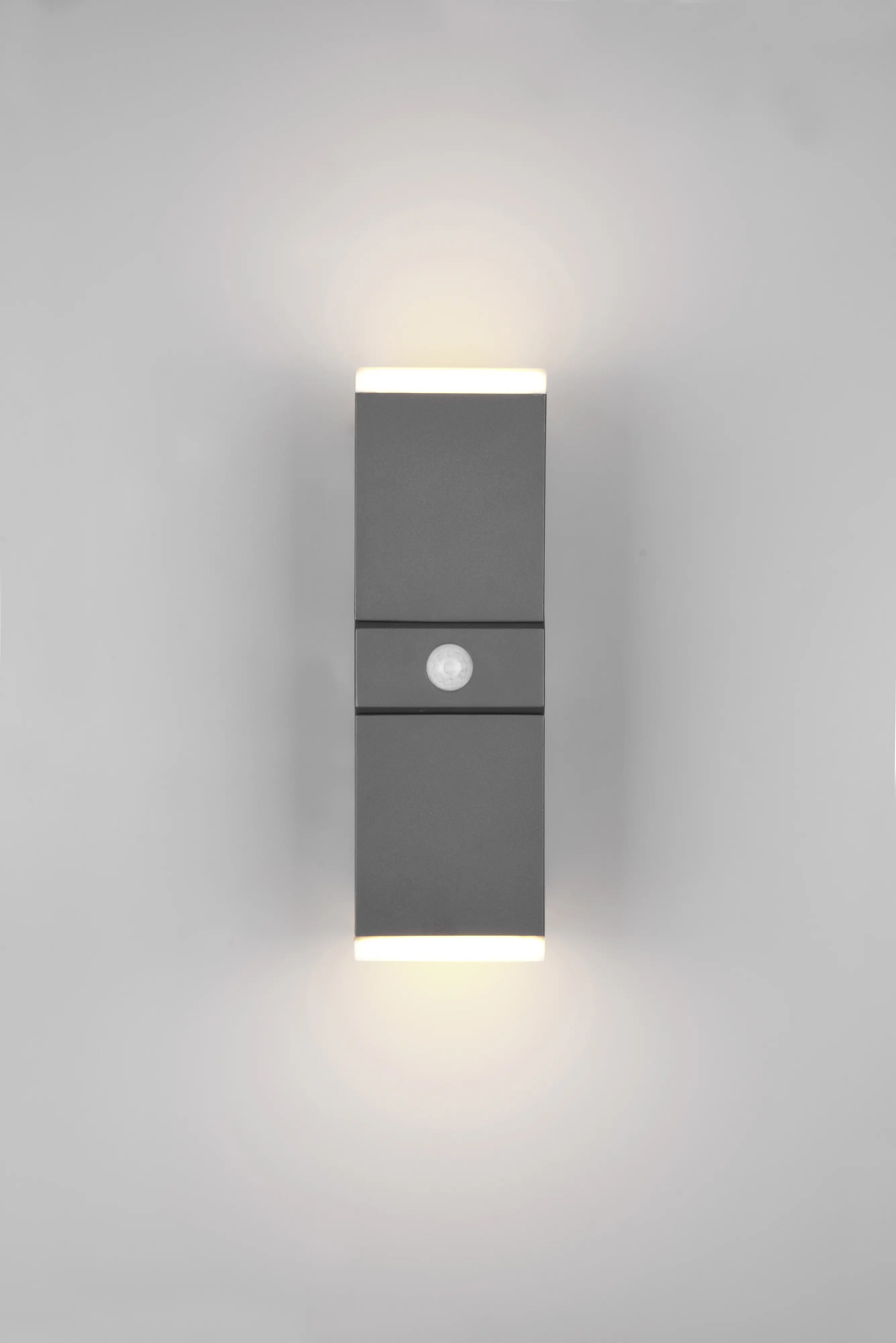 Trio LED Wandleuchte Avon innen/außen anthrazit standby 14W warmweiß Trio LED Wandleuchte Avon innen/außen anthrazit standby 14W warmweiß