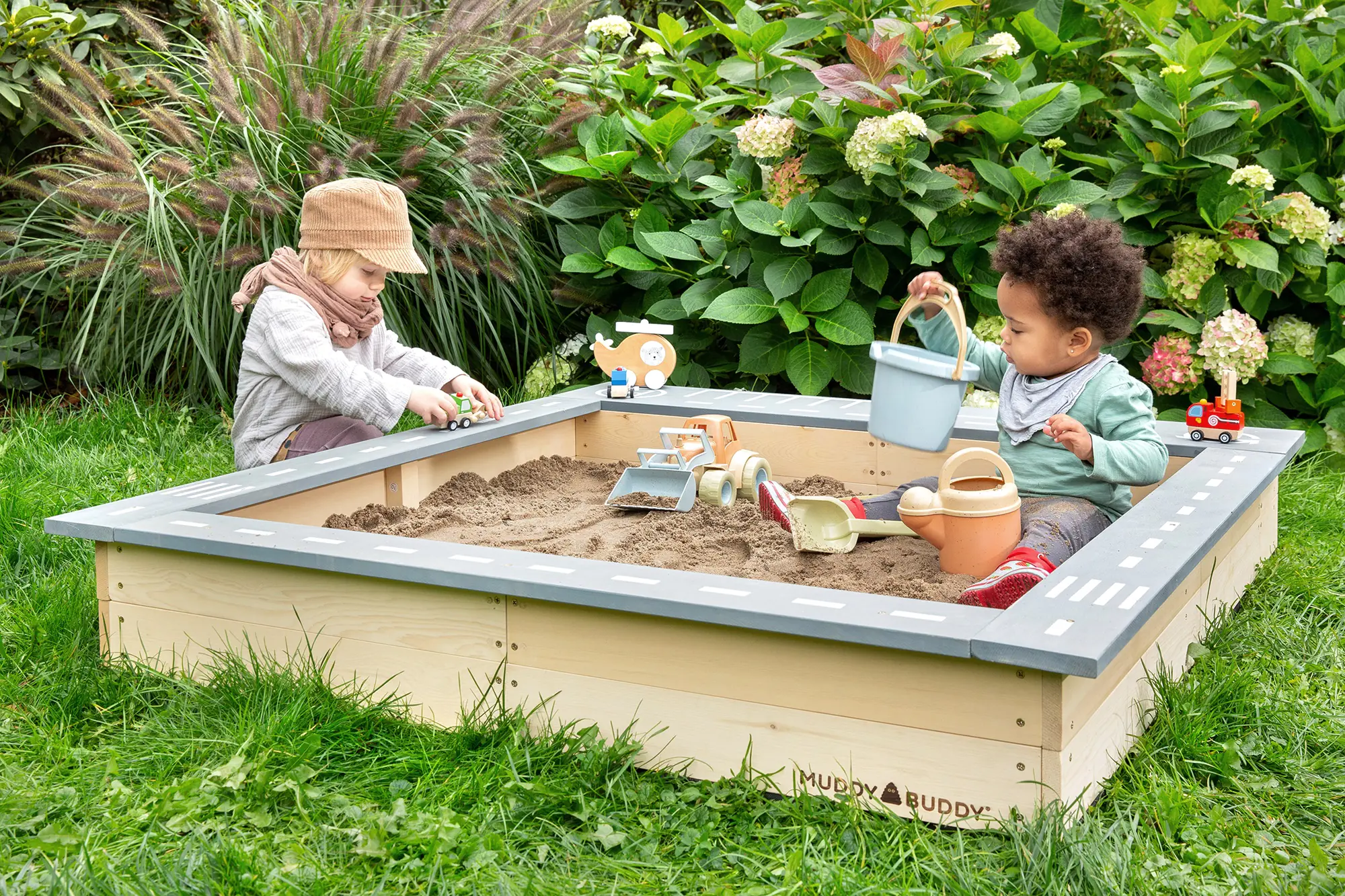 Muddy Buddy Sandkasten Highway Hero 135 x 125 x 20 cm Muddy Buddy Sandkasten Highway Hero 135 x 125 x 20 cm
