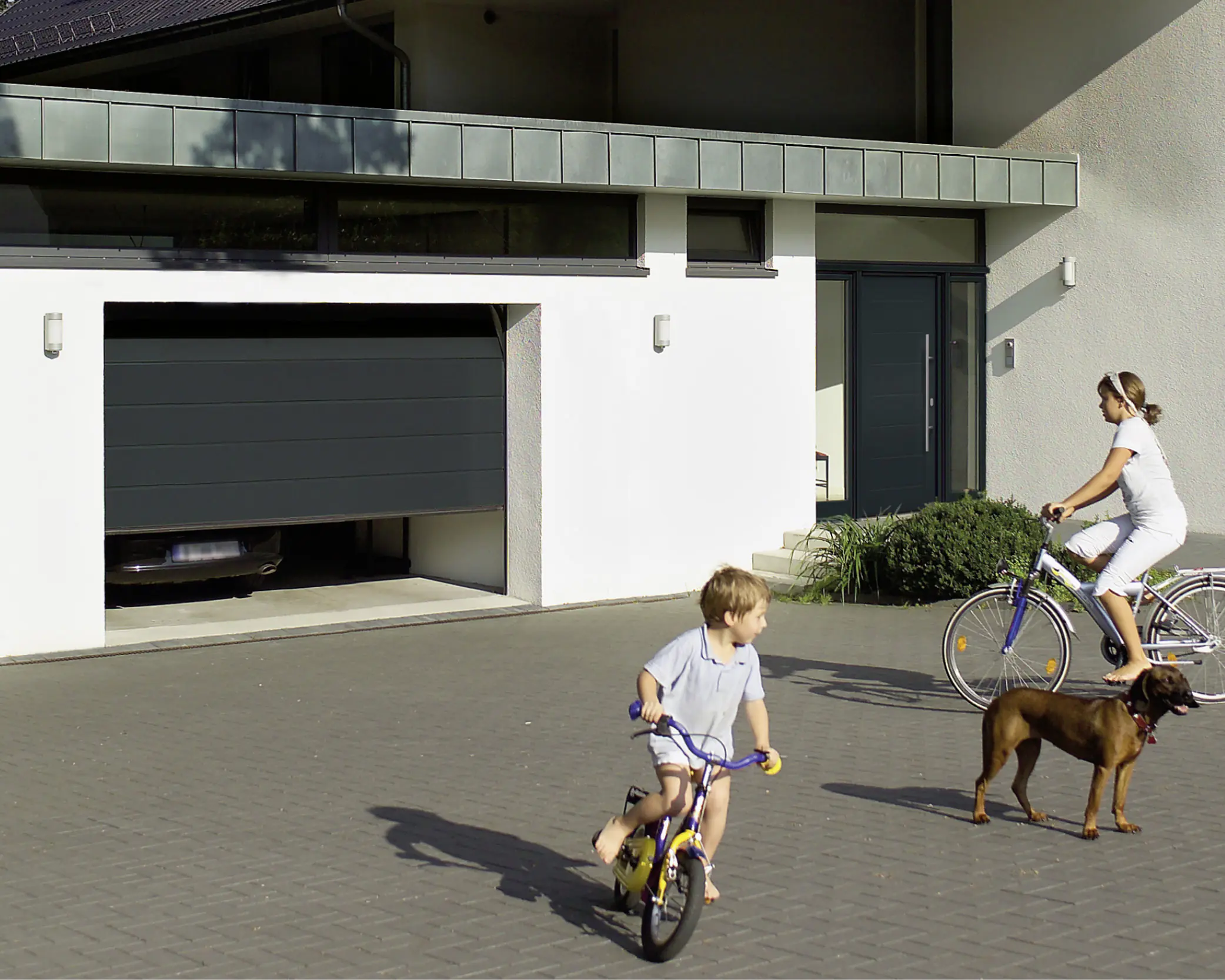 EcoStarMatic Garagen-Sektionaltor 250 x 200 cm anthrazitgrau Inkl. Torantrieb Liftronic 700