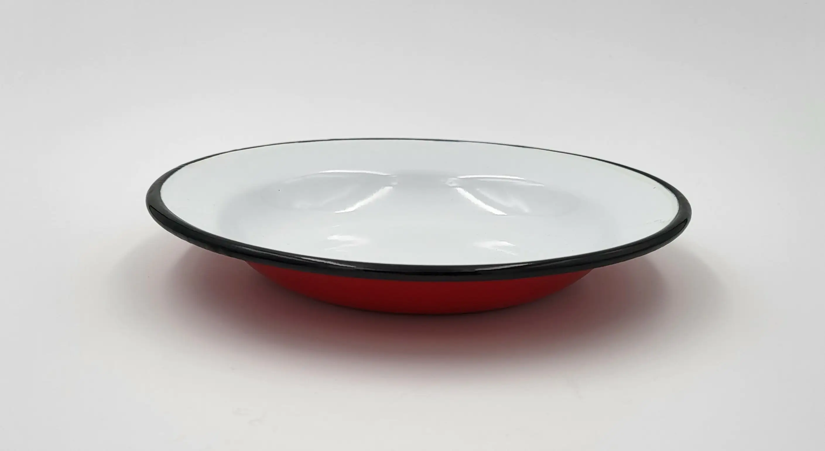 Su-Deco Teller 22 cm Ø flach rot weiss Su-Deco Teller 22 cm Ø flach rot weiss