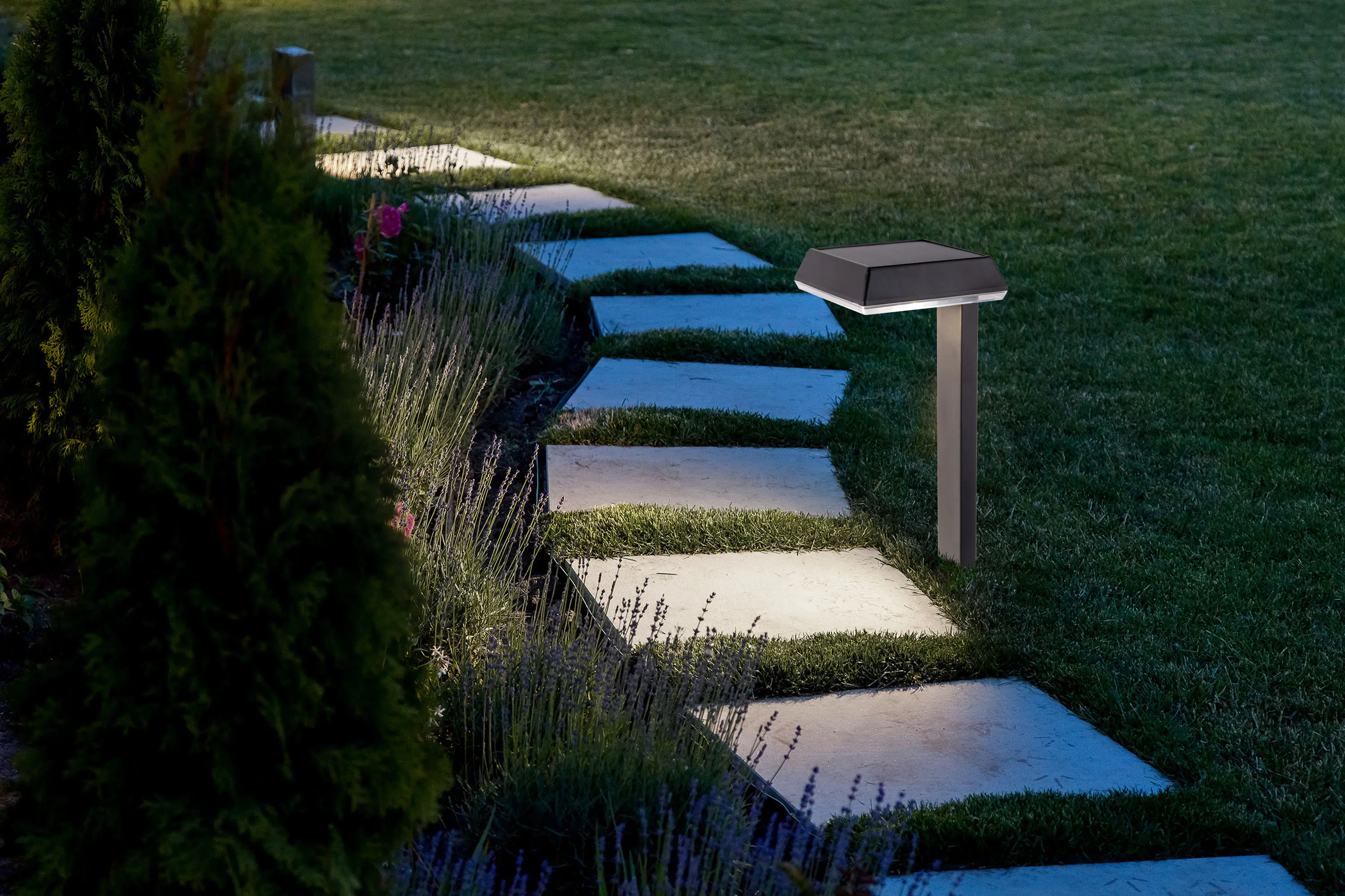 Light & More LED Solarleuchte mit Dämmerungssensor schwarz