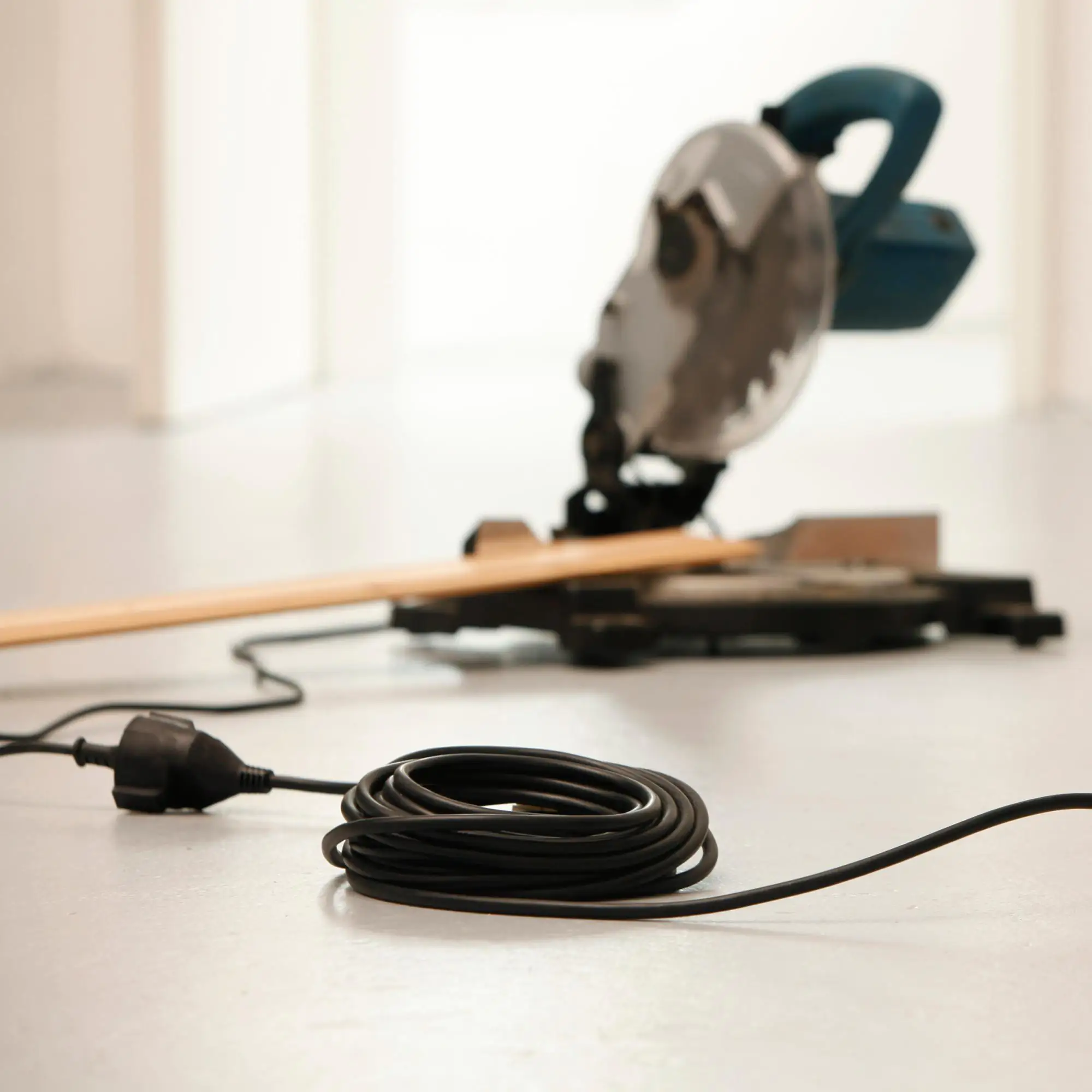 Unitec Verlängerungskabel Innen 10 Meter H05VV-F 3G1,5 ,schwarz Unitec Verlängerungskabel Innen 10 Meter H05VV-F 3G1,5 ,schwarz