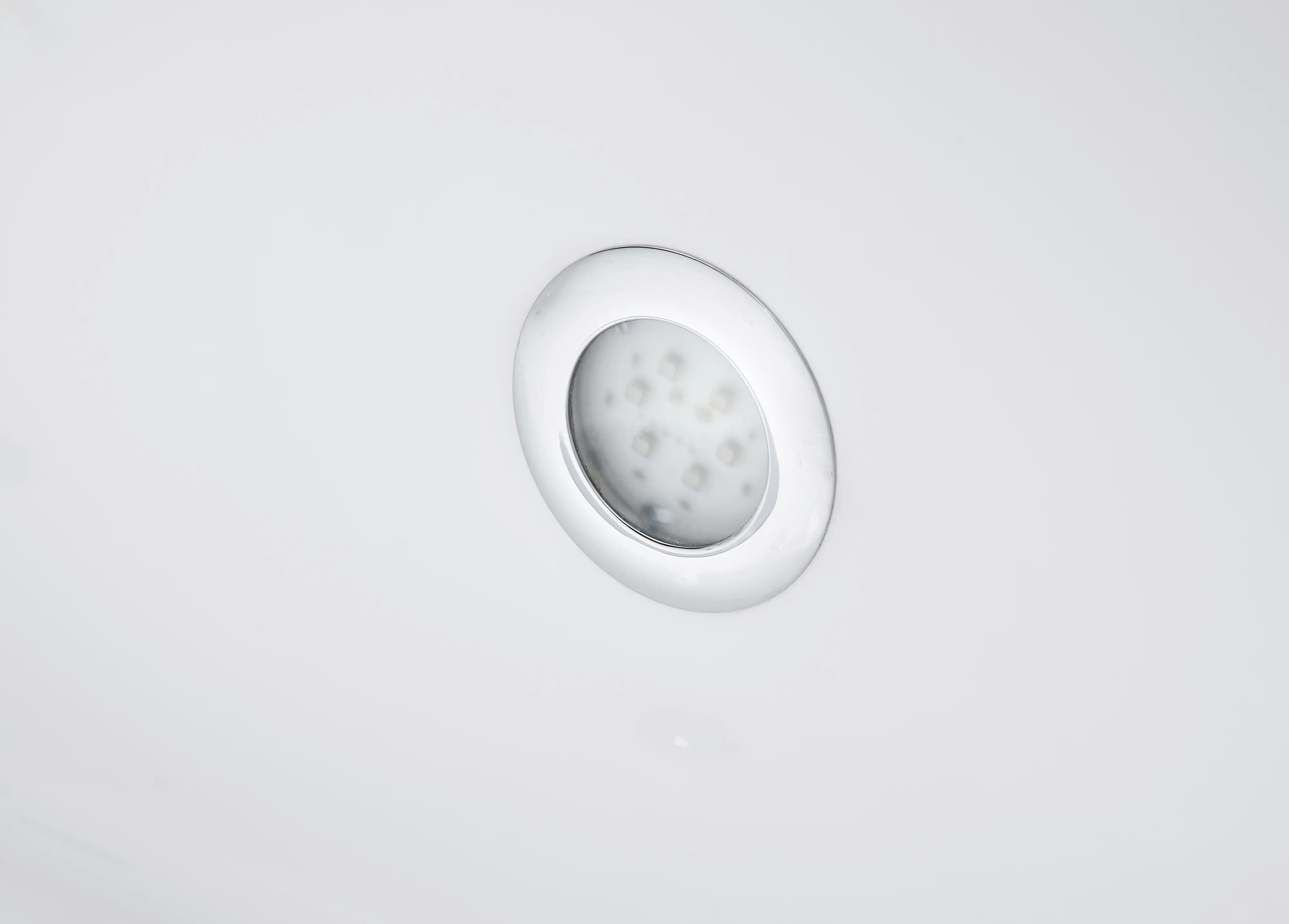 Ottofond Whirlpool-Badewannen-Komplettset Rosa 170 cm mit Armatur S2000