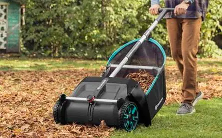 Gardena Laub und Rasensammler 49 cm Arbeitsbreite Gardena Laub und Rasensammler 49 cm Arbeitsbreite