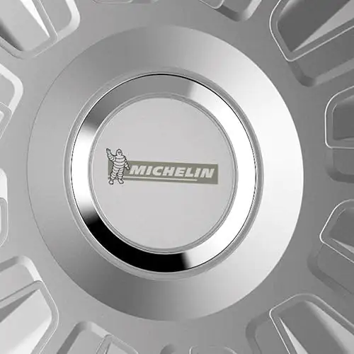 Michelin Radzierblenden Monique 40 cm (16 Zoll) silber 4 Stück Michelin Radzierblenden Monique 40 cm (16 Zoll) silber 4 Stück
