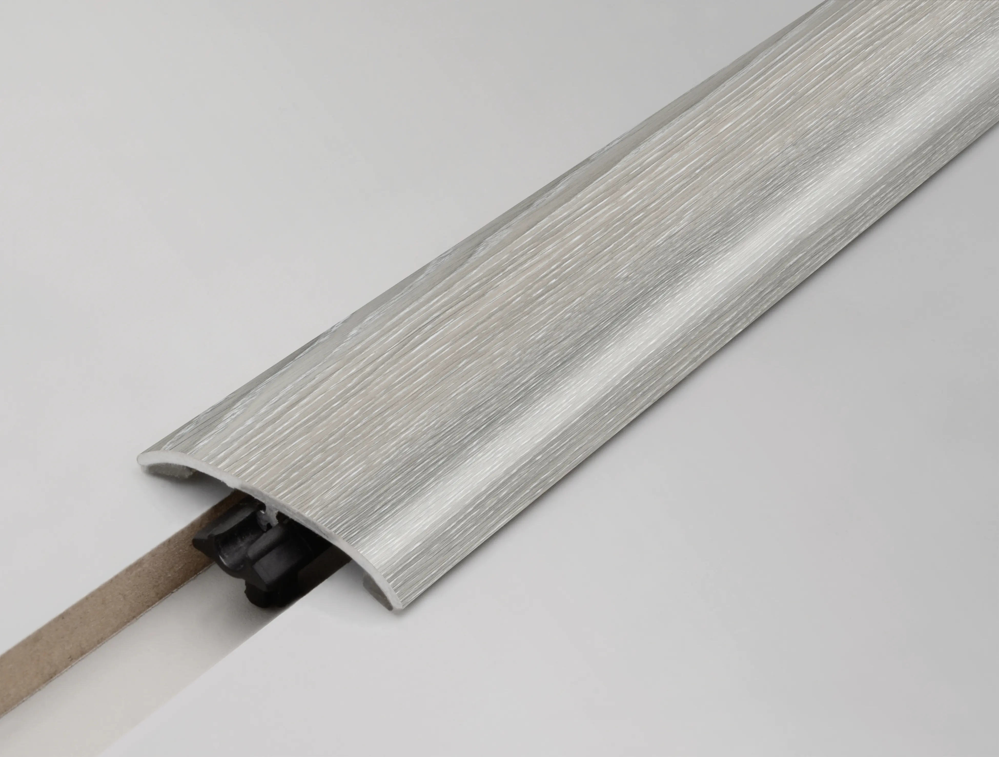 Neuhofer Übergangsprofil 90 cm, 37,5 x 5,5 mm Neuhofer Übergangsprofil 90 cm, 37,5 x 5,5 mm