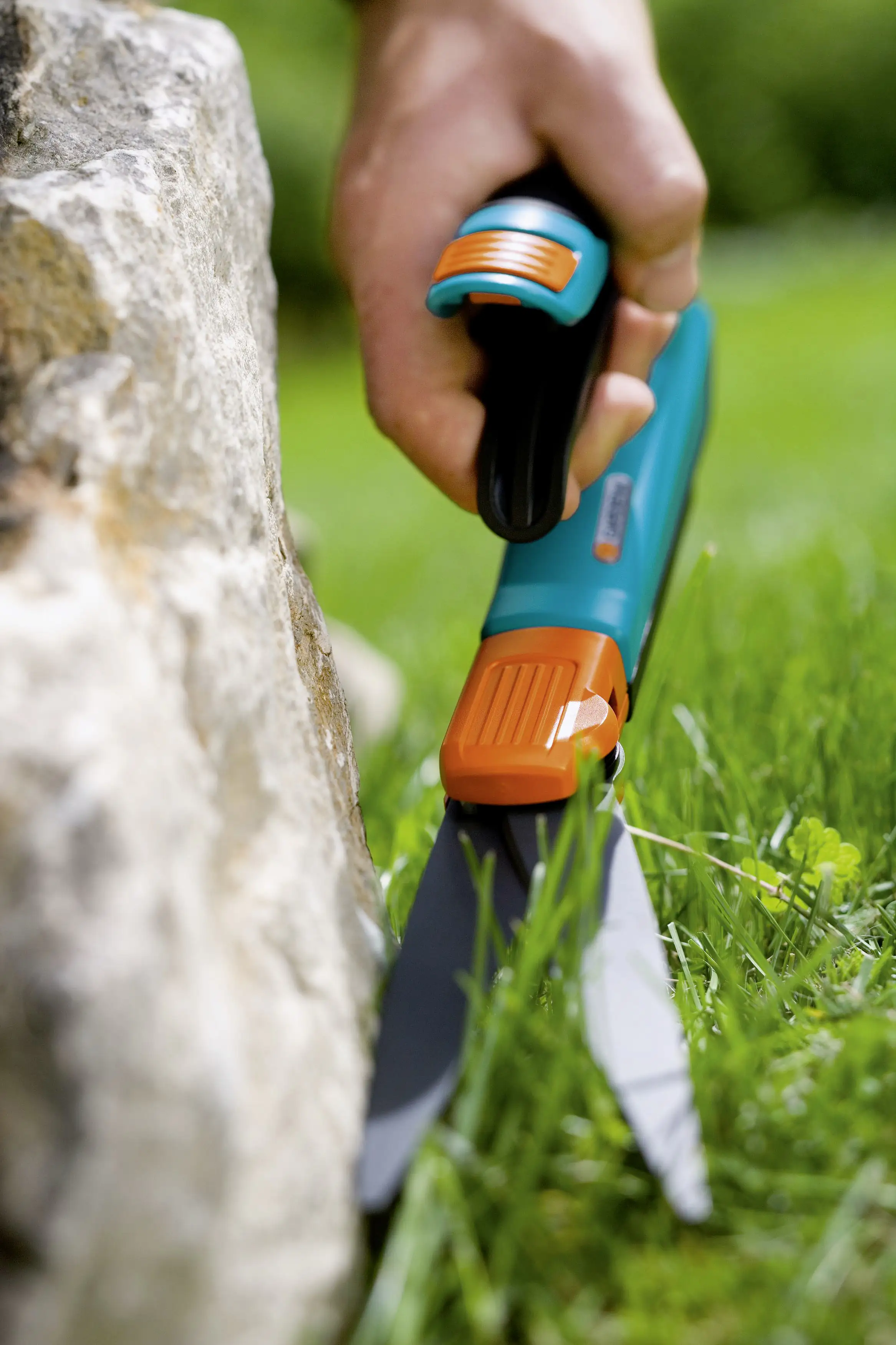 4078500873543_1088266 Gardena Grasschere gebogener Griff Comfort 360° drehbar