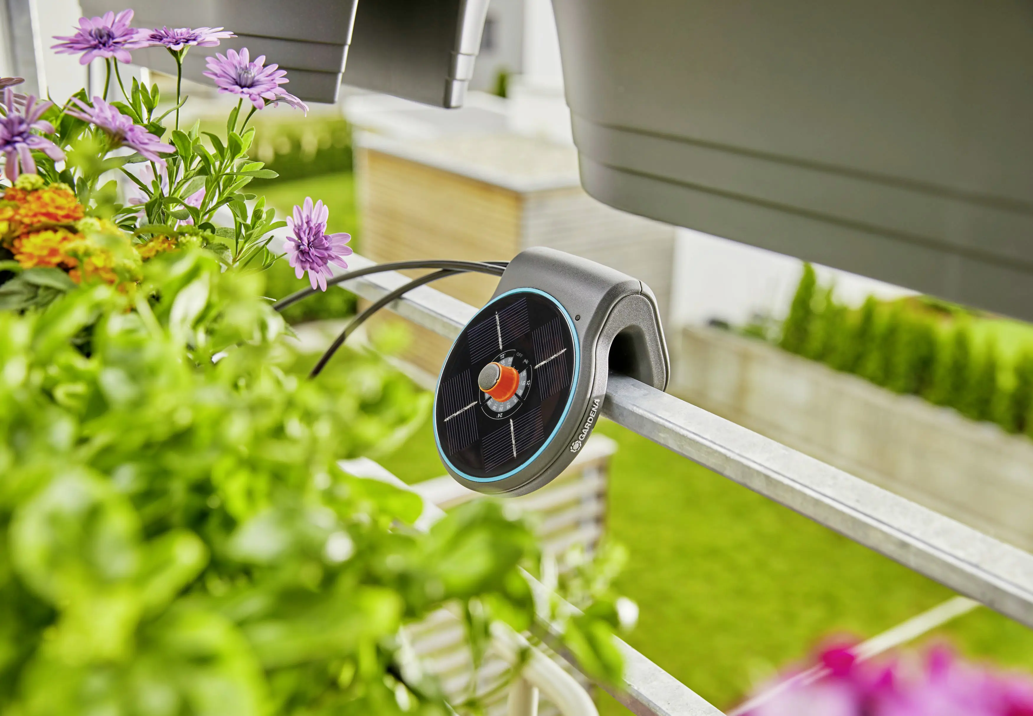 Gardena Solar-Bewässerung AquaBloom Set für bis zu 20 Pflanzen