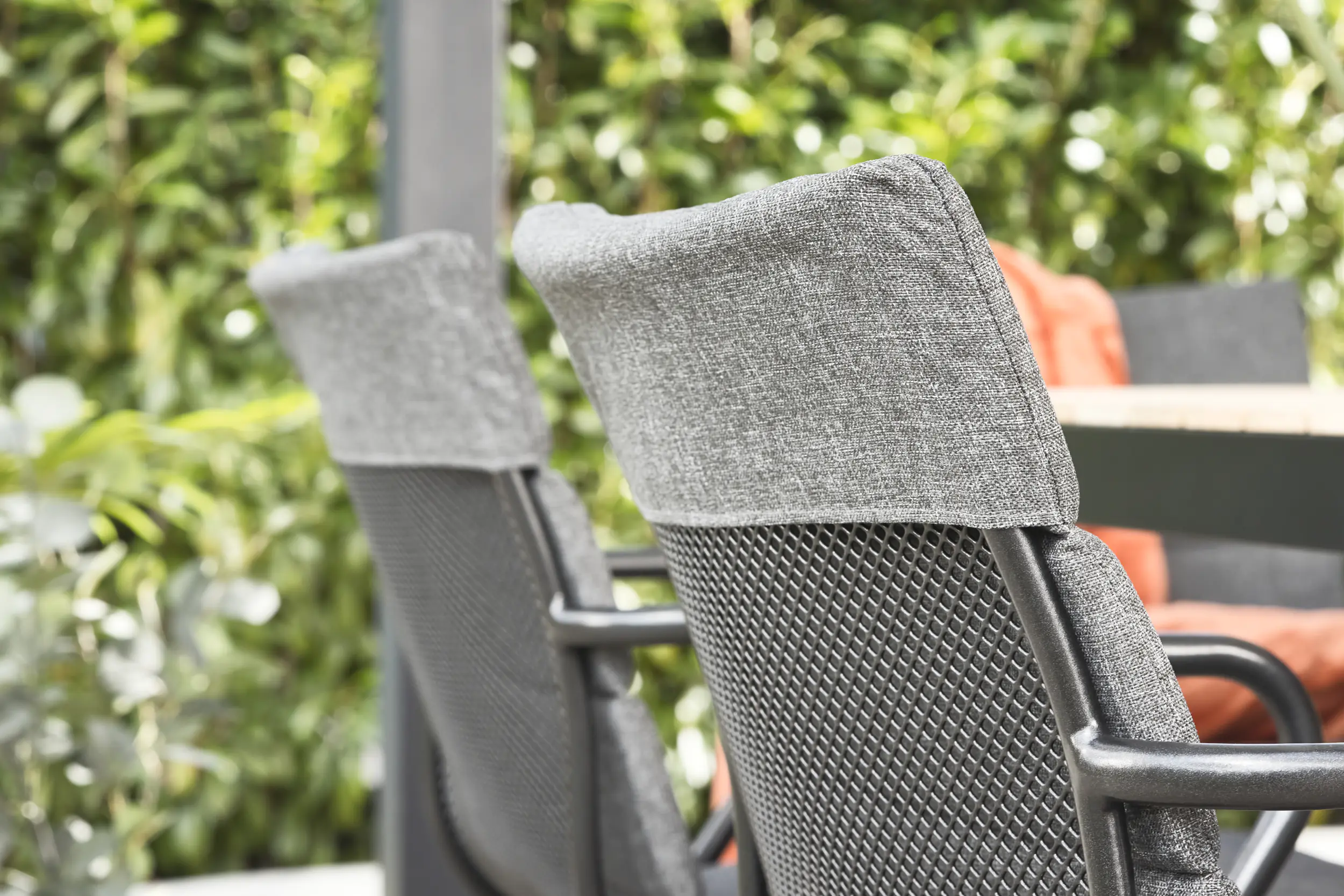 Primaster Stapelstuhl Parma Stahl inkl. Sitzkissen