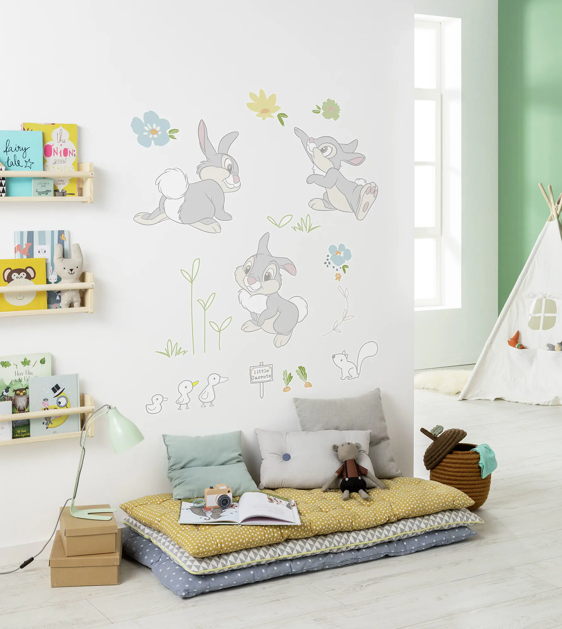 Komar Dekosticker Thumper Garden 50 x 70 cm  