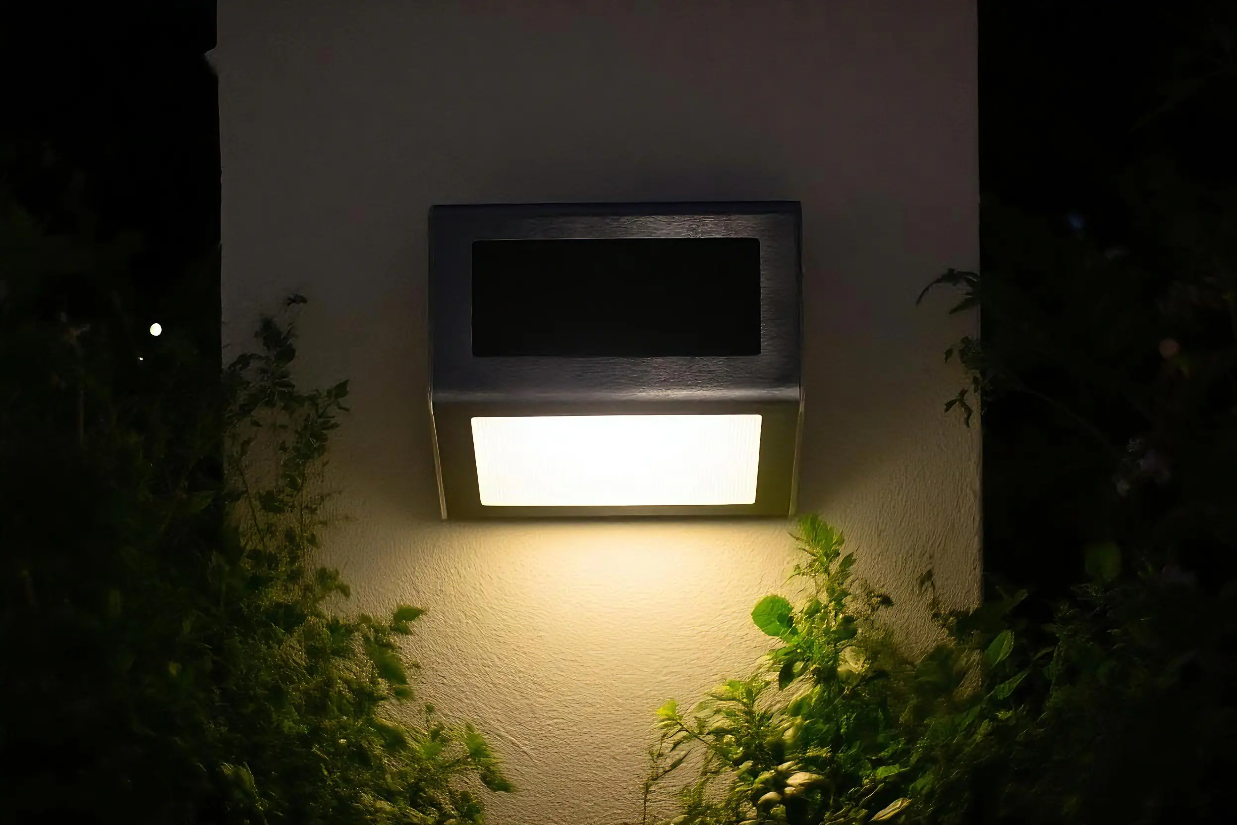Dapo LED Solar Wandleuchte Ben 8,2 cm kaltweiß