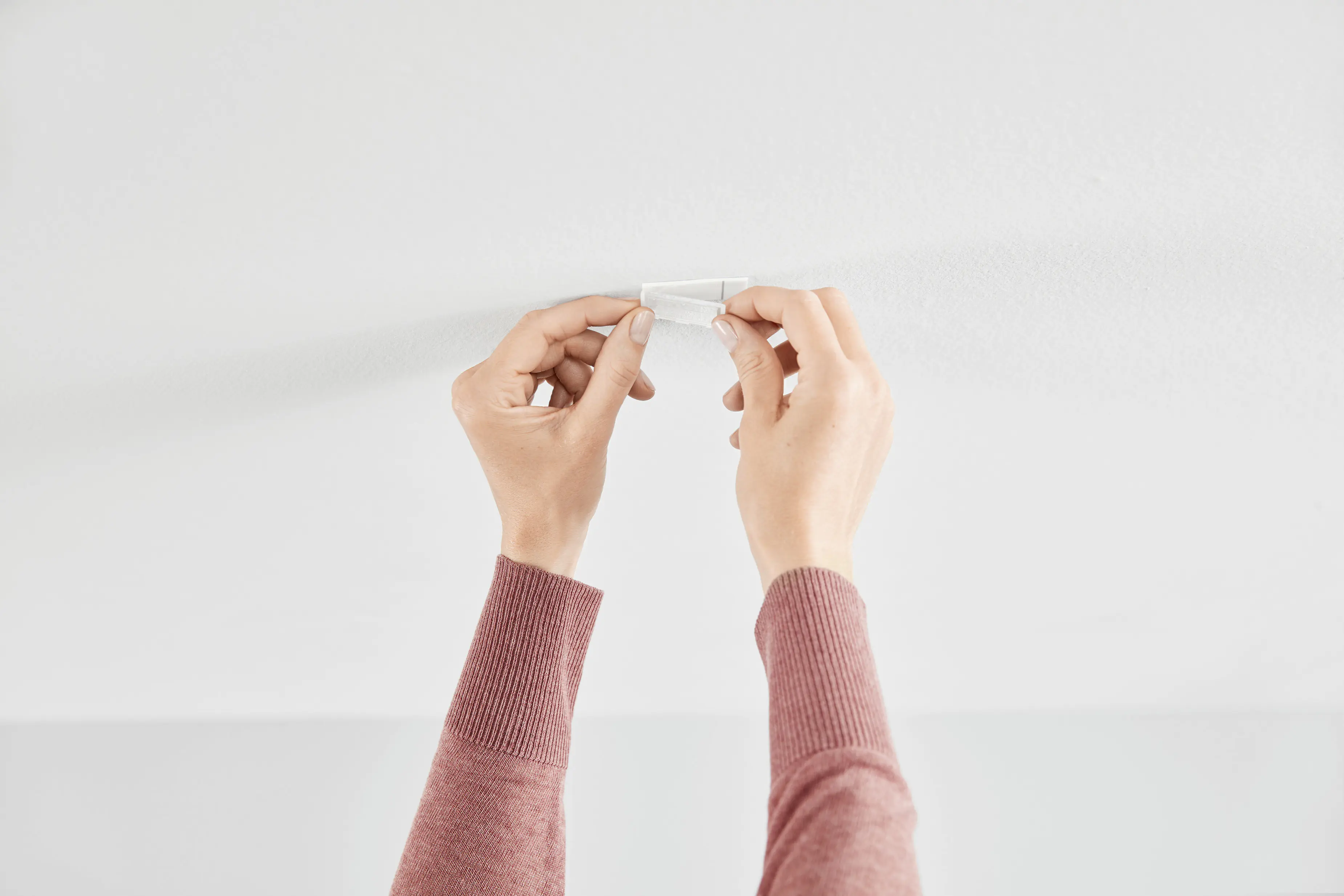 tesa Deckenhaken Traglast 0,5 kg tesa Deckenhaken Traglast 0,5 kg