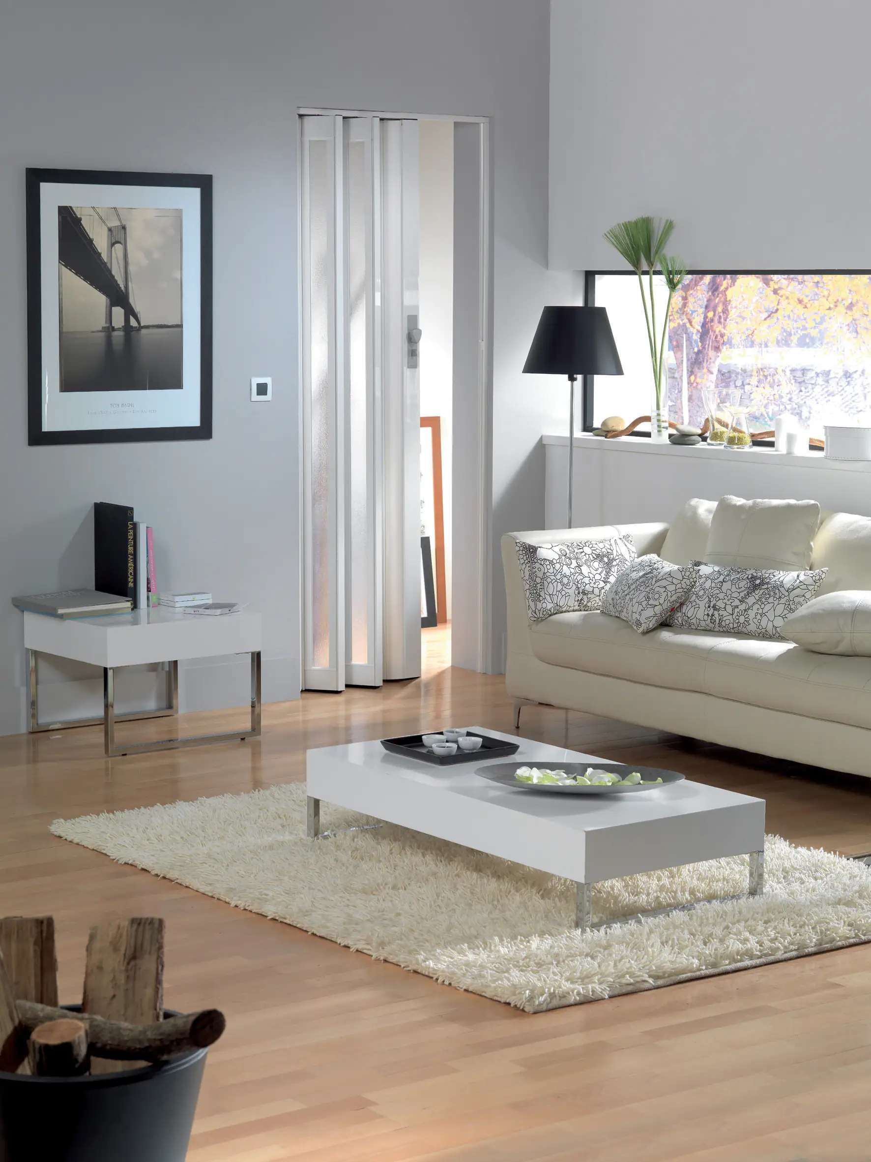 Grosfillex Falttür Larya weiß glänzend 84 x 205 cm mit Kunstglaseinsatz