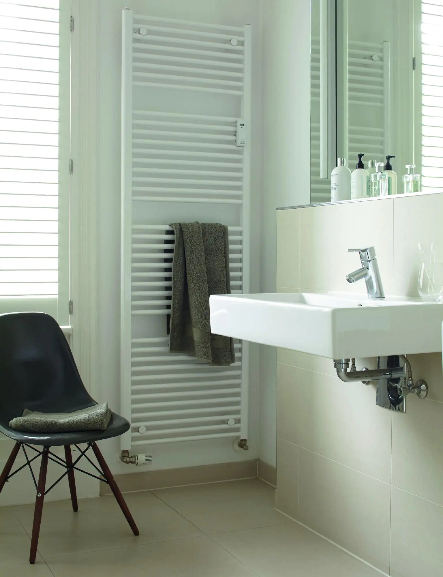 Alpina Heizkörperlack weiß 2 L weiß seidenmatt Alpina Heizkörperlack weiß 2 L weiß seidenmatt