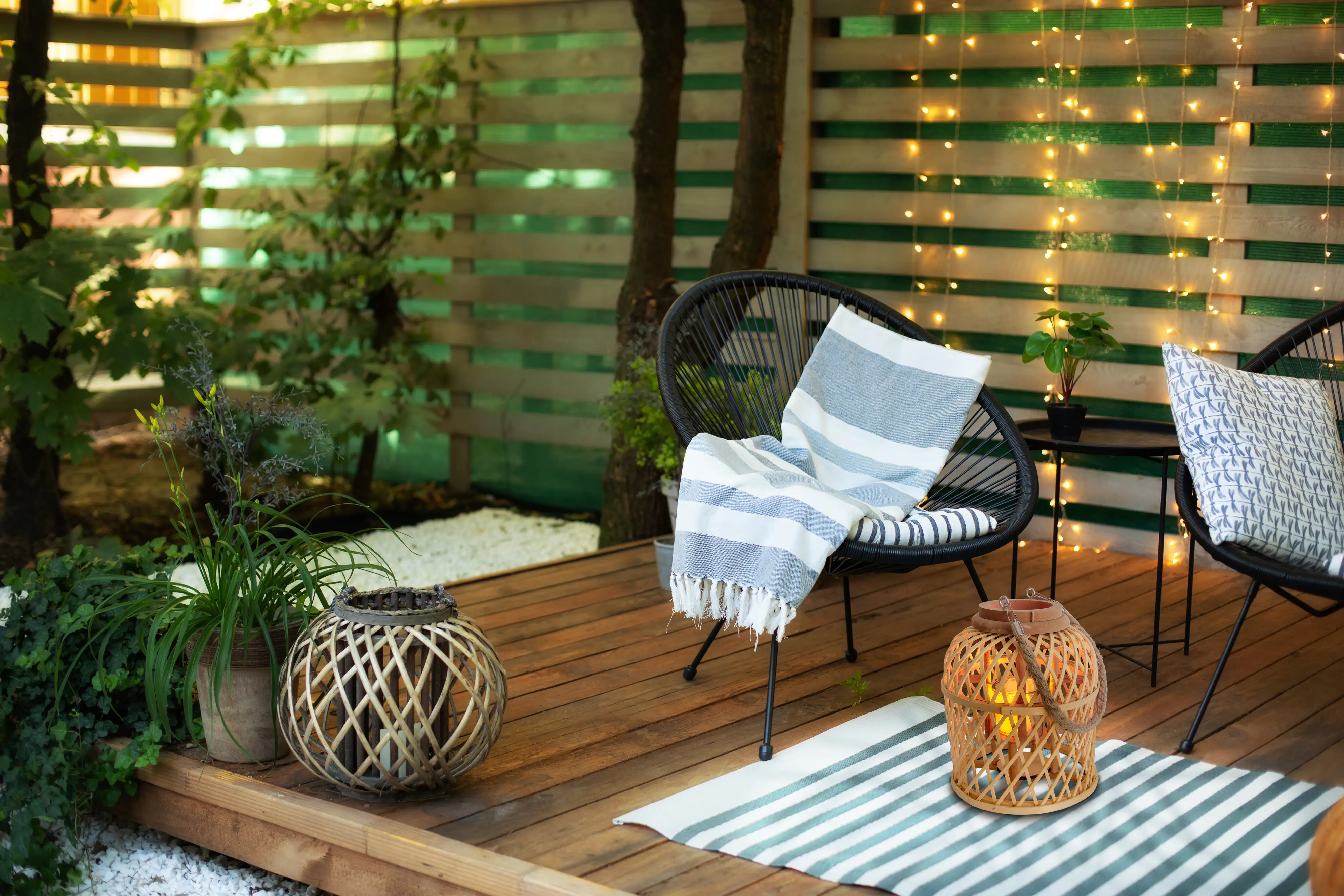 Light & More LED Dekoleuchte Korb hell mit Kerze mit Flammeneffekt 29 x 23 cm