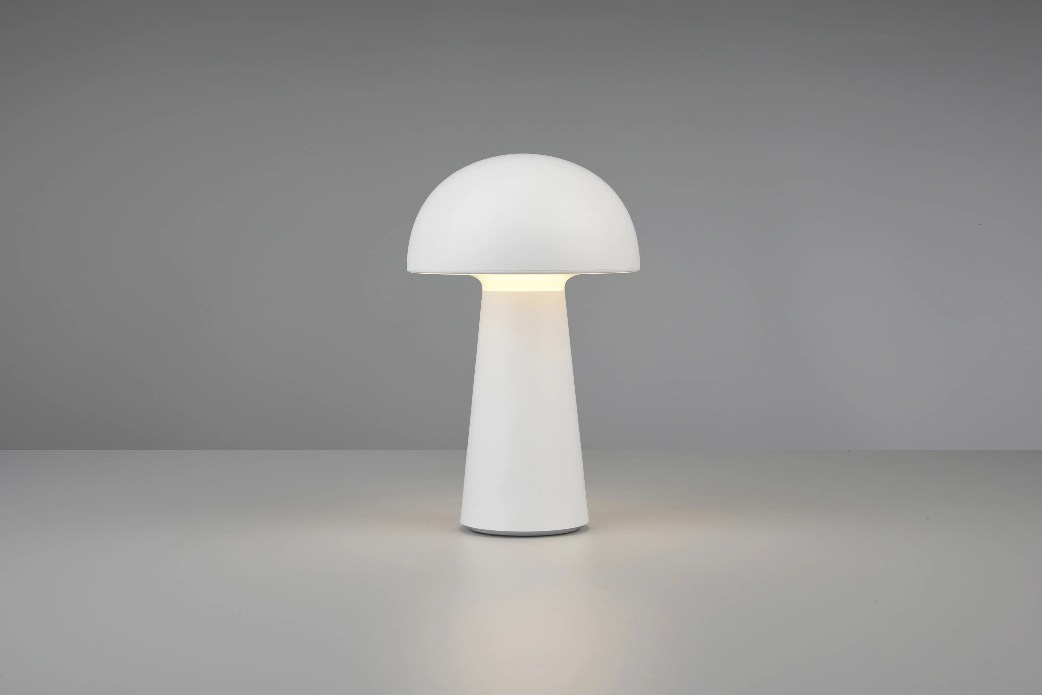 Reality Leuchten LED Akku-Tischleuchte Lennon weiß Reality Leuchten LED Akku-Tischleuchte Lennon weiß