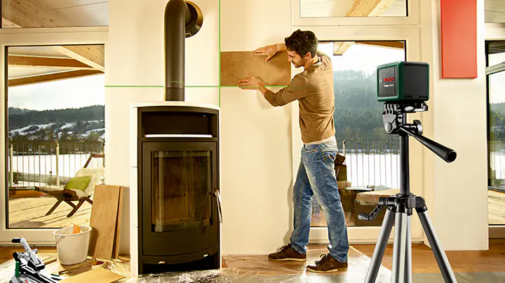 Bosch Kreuzlinienlaser Quigo Green mit Stativ Recycelter Kunststoff