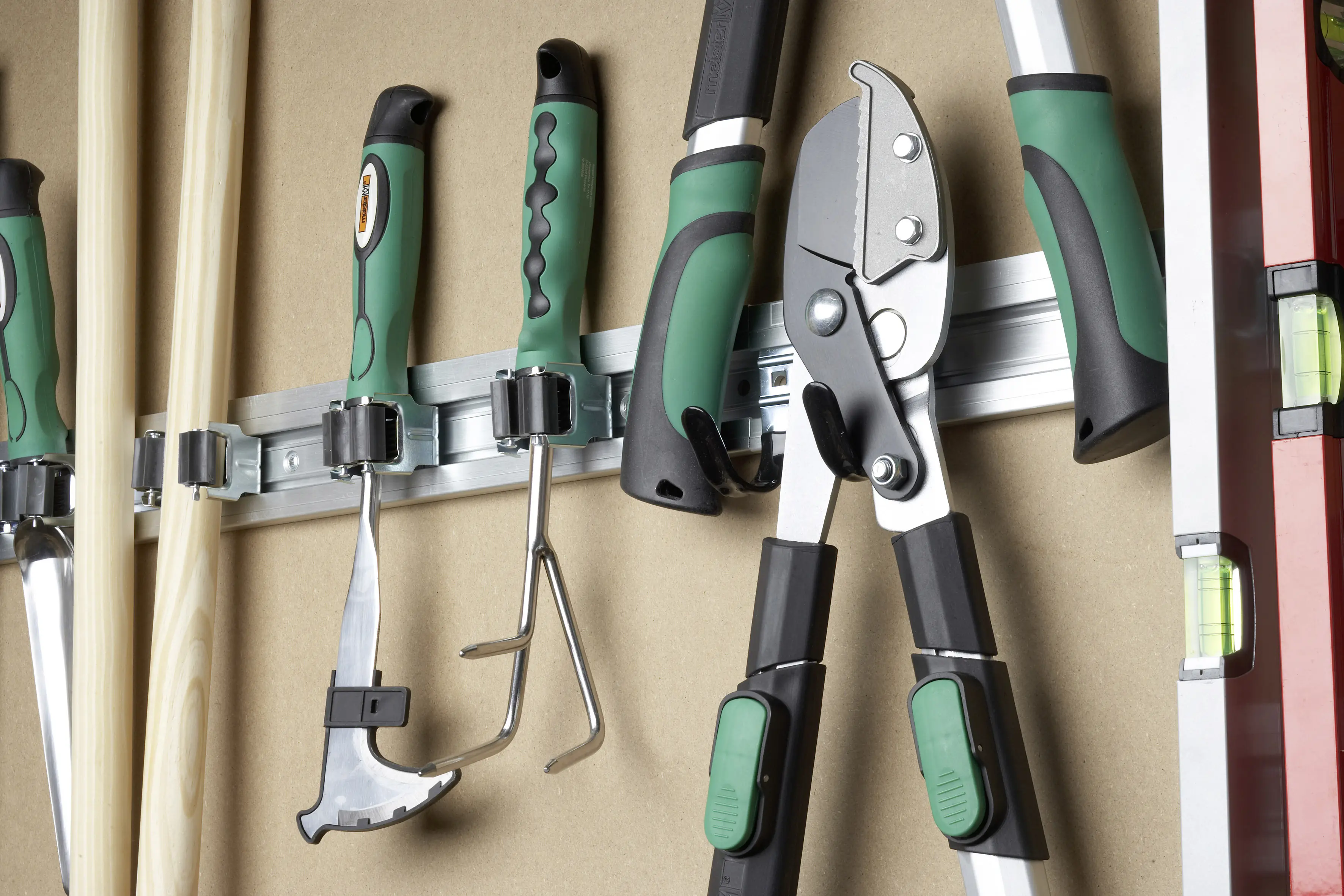 Meister Gerätehalterleiste inkl. 4 Gerätehalter