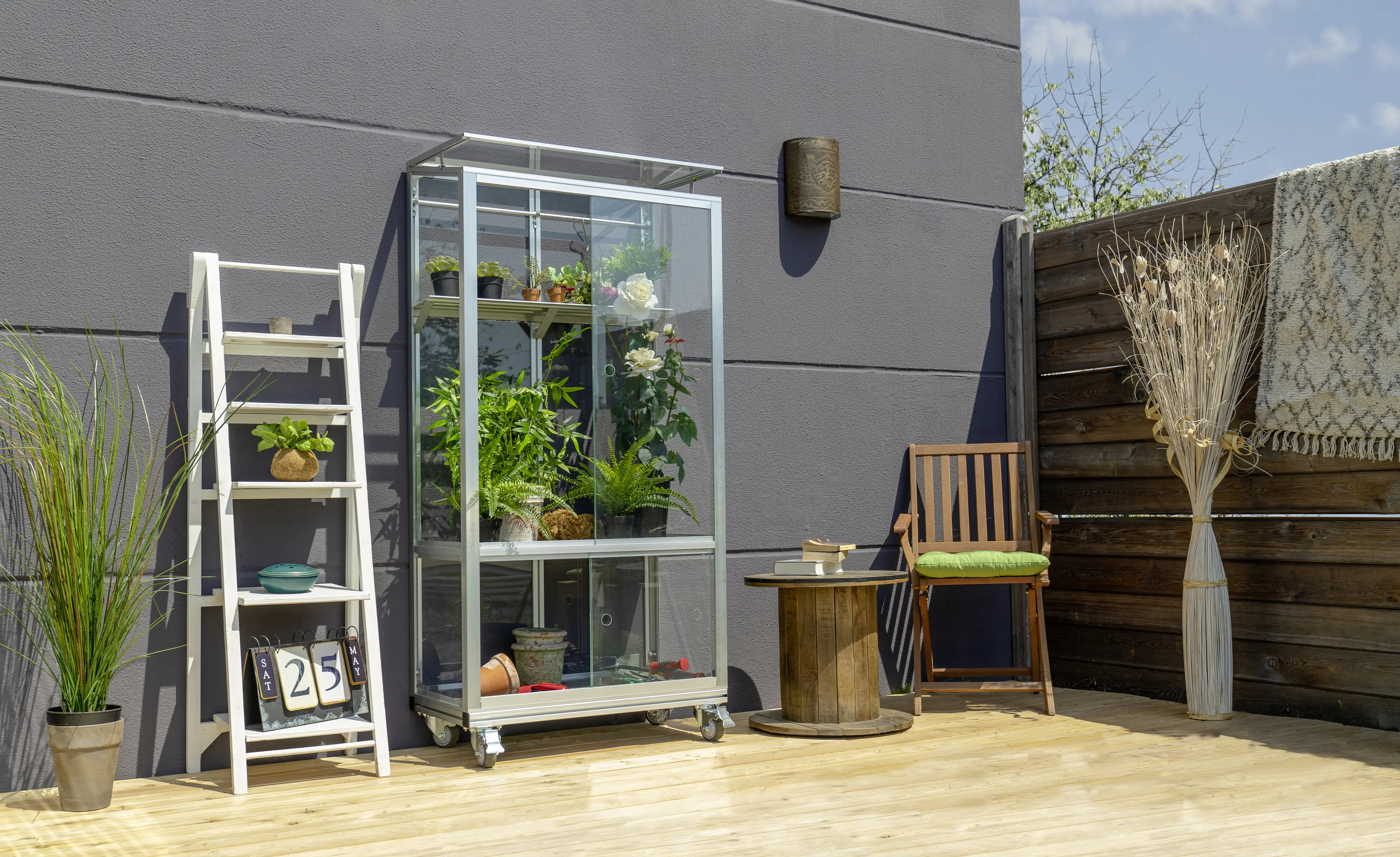 Vitavia Balkongewächshaus Stad 350 43 x 81 cm 3 mm Sicherheitsglas Vitavia Balkongewächshaus Stad 350 43 x 81 cm 3 mm Sicherheitsglas