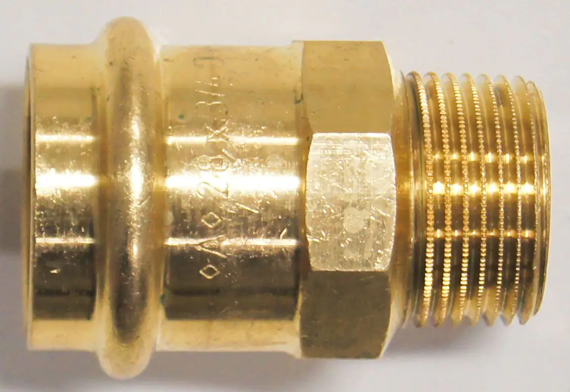 Cornat Press-Übergangs-Nippel Rotguss, ø 28 mm, 3/4" AG