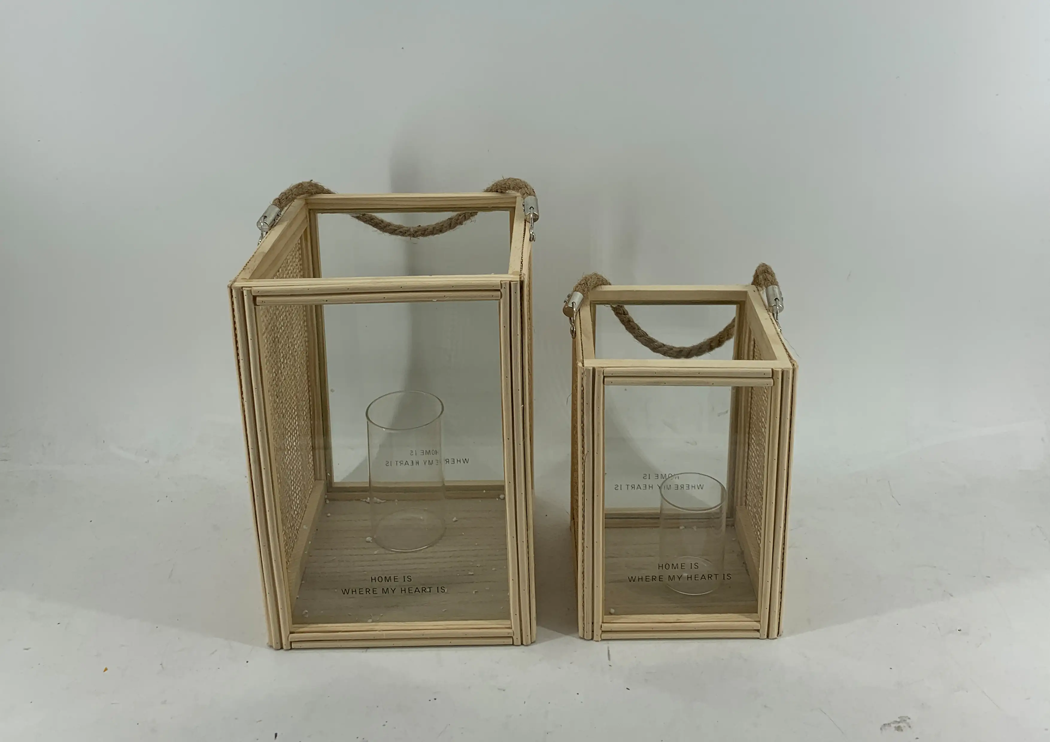 TrendLine Deko Laterne Holz 30 x 20,8 x 20,8 cm natur