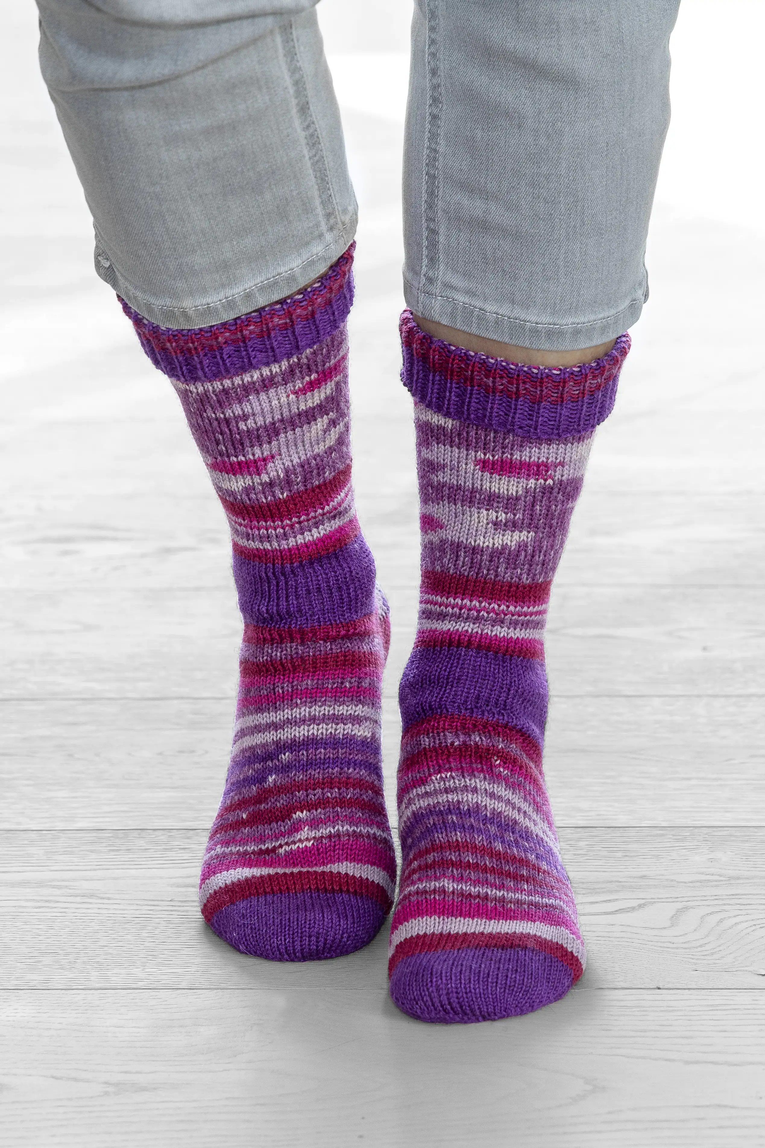 Gründl Sockenwolle Hot Socks Simila 100 g violett-lila-flieder-fuchsia-rost