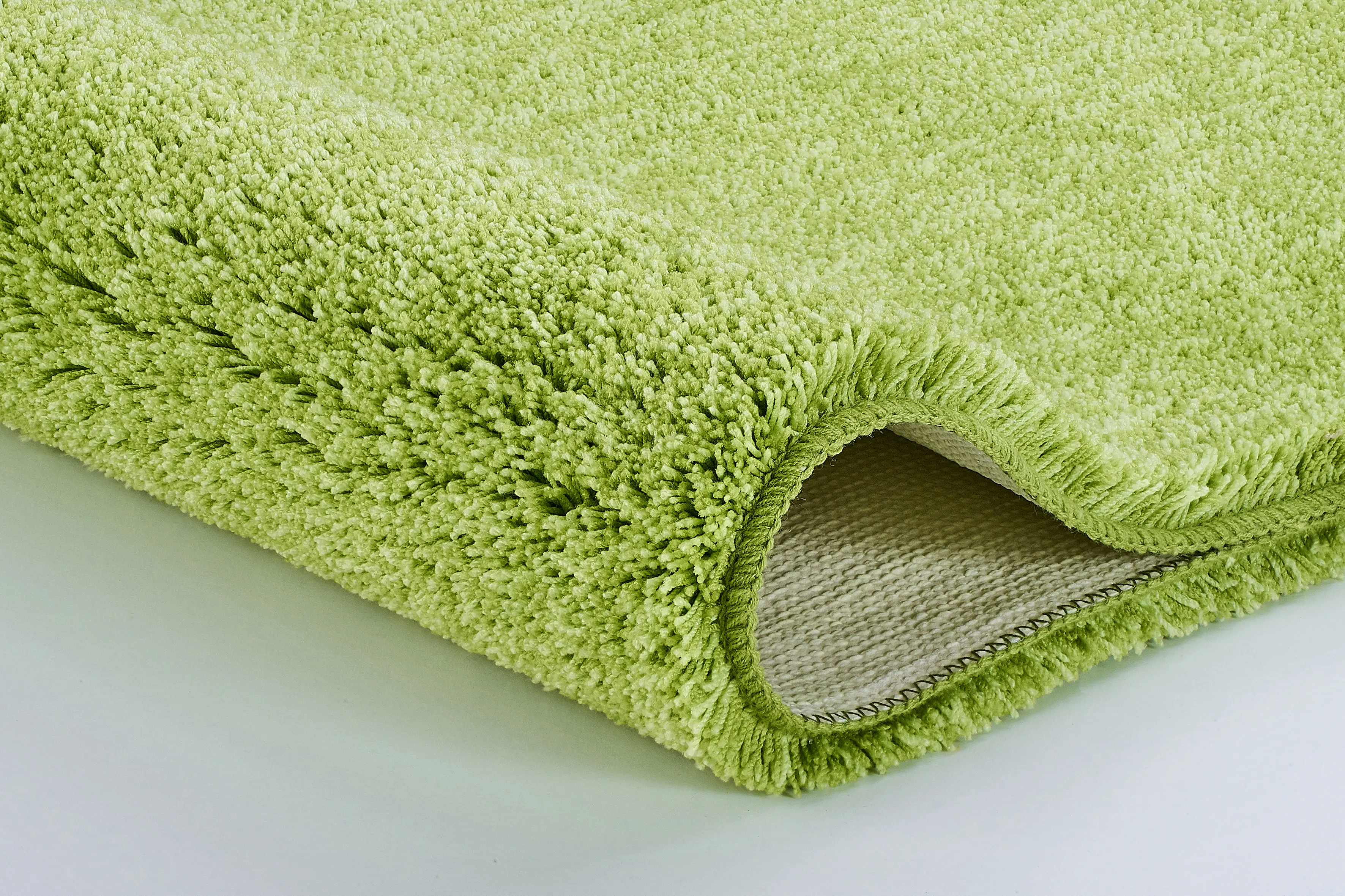 Kleine Wolke Badteppich Seattle kiwigrün Polyester 55 x 65 cm