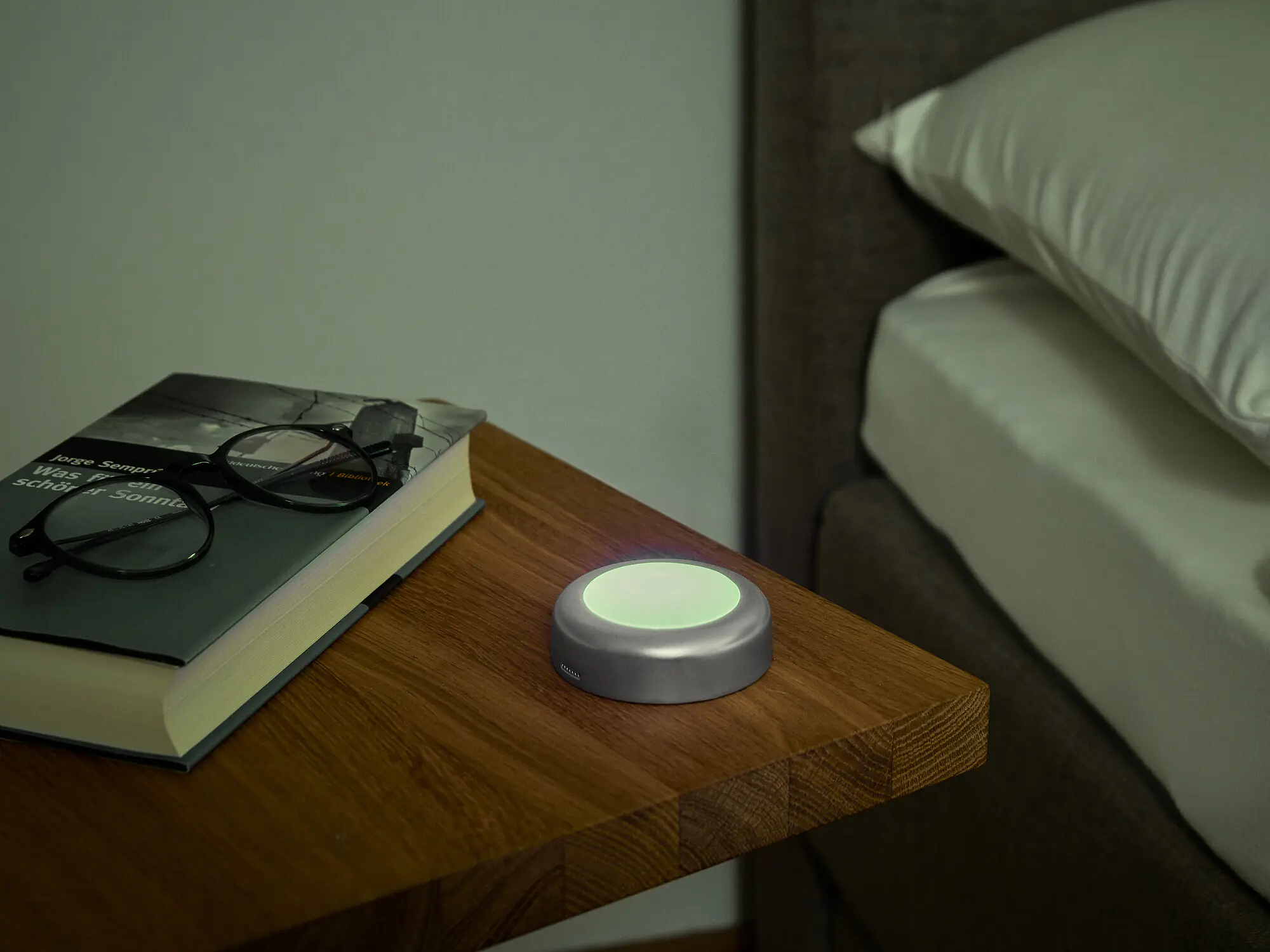 Osram Smart Akku-Schrankleuchte Dot-it Twist and Shake RGBW Osram Smart Akku-Schrankleuchte Dot-it Twist and Shake RGBW