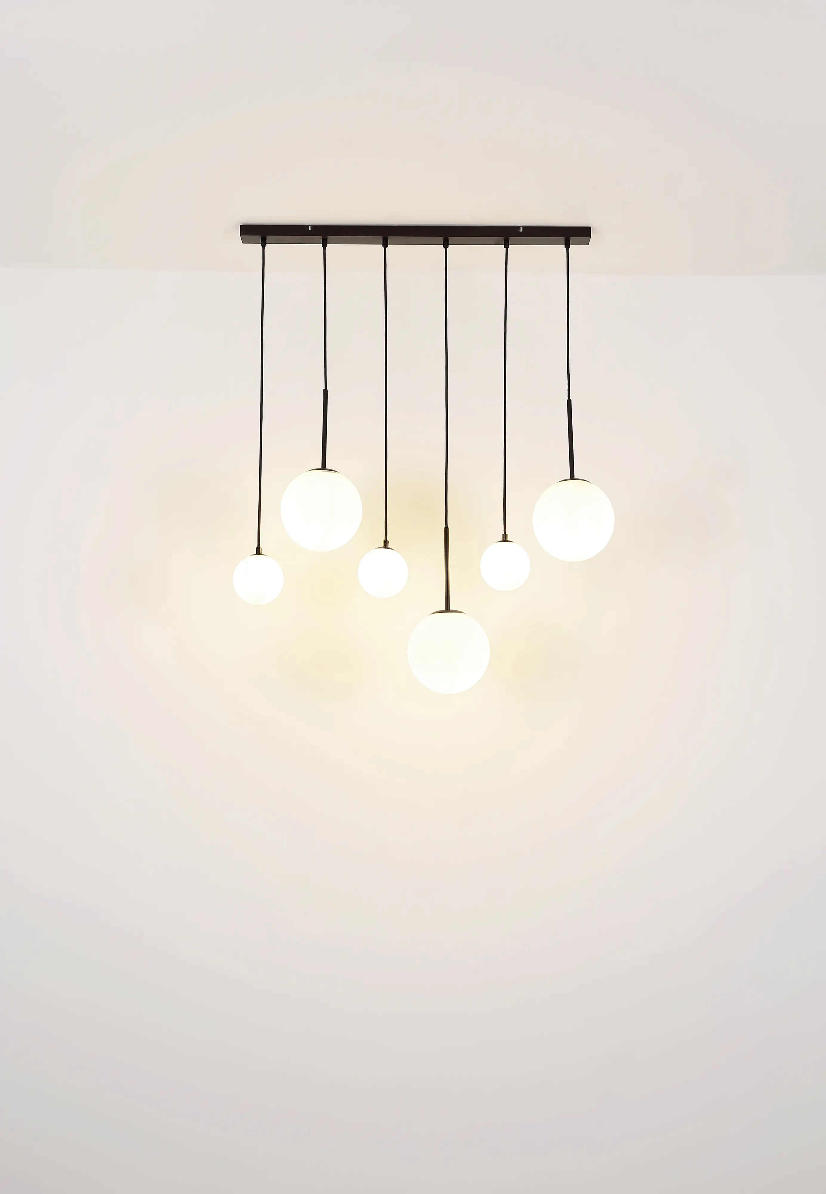 Globo Hängeleuchte Hallie