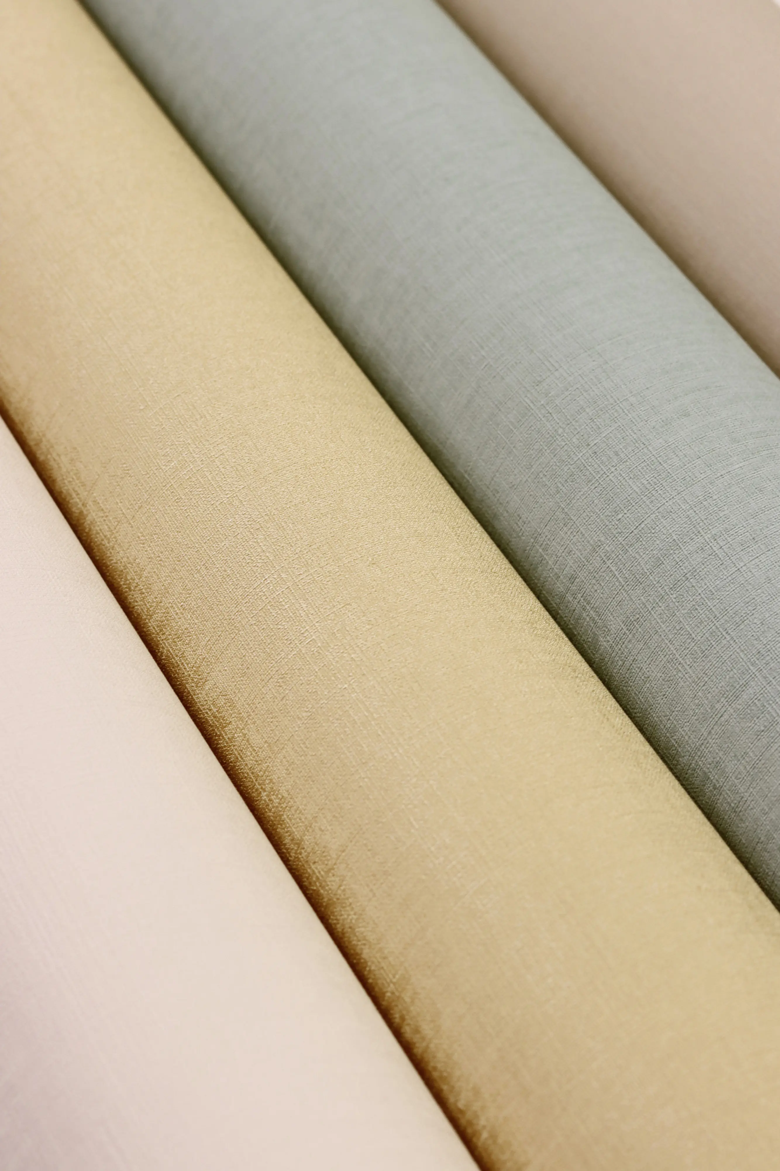 Rasch Vliestapete 690743 Selection, Textilstruktur grün, 10,05 x 0,53 m