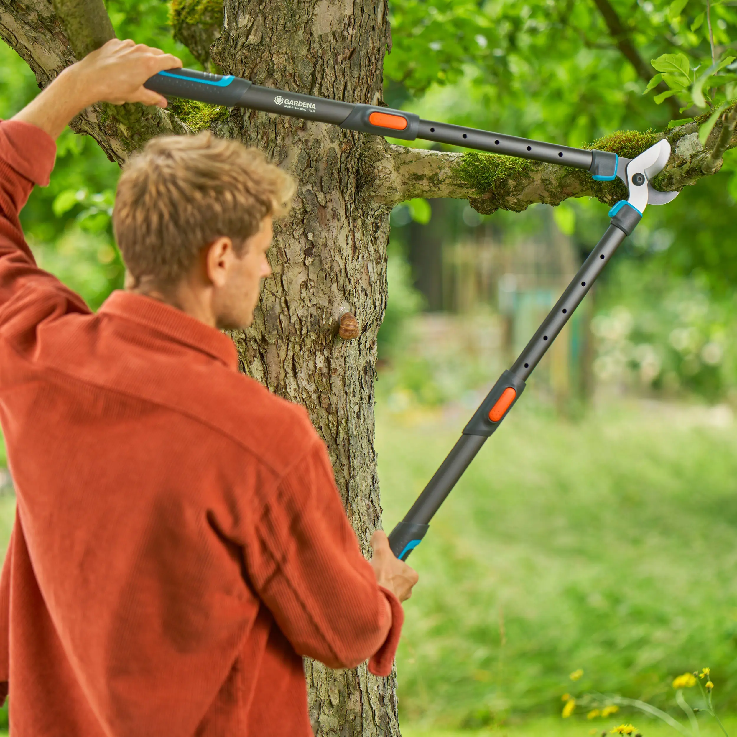 Gardena Teleskop-Astschere TeleCut Pro L für frisches Holz
