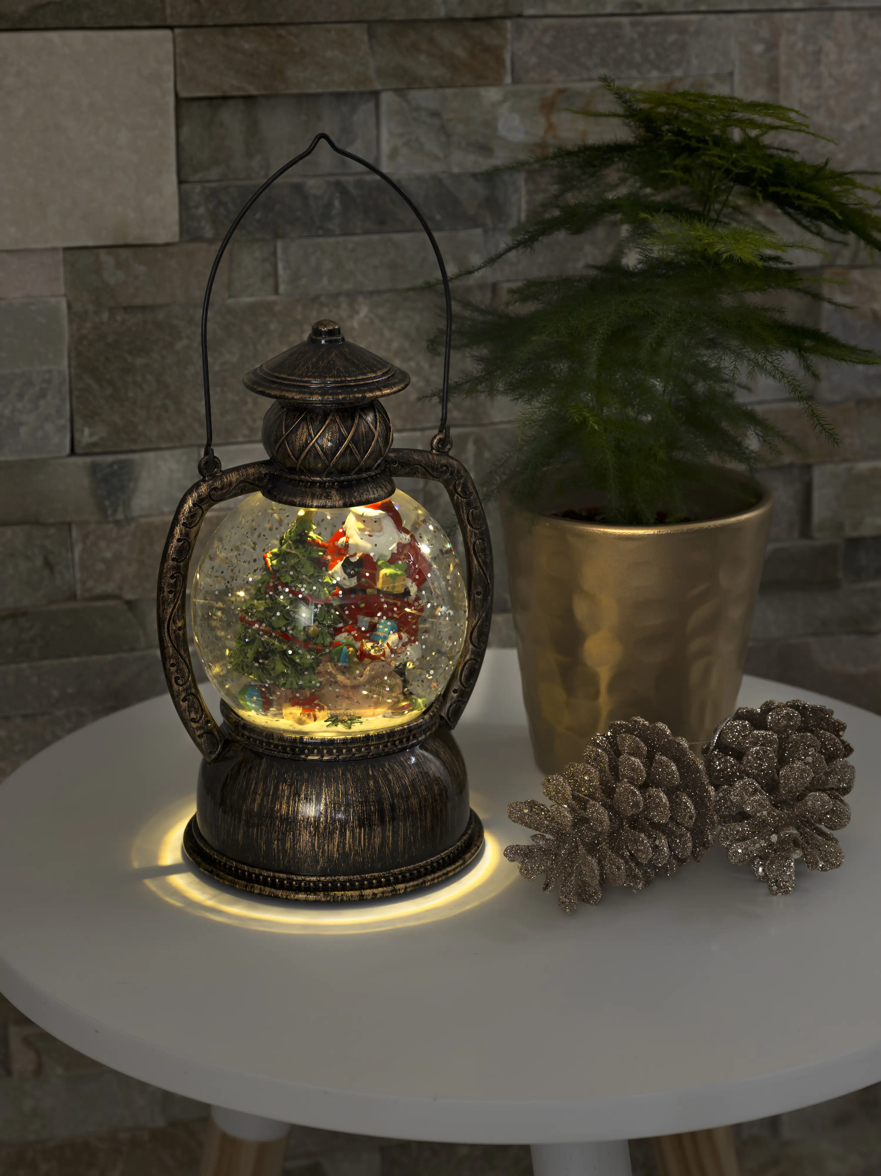 Konstsmide LED Kugellaterne Weihnachtsmann 20 x Ø 12 cm