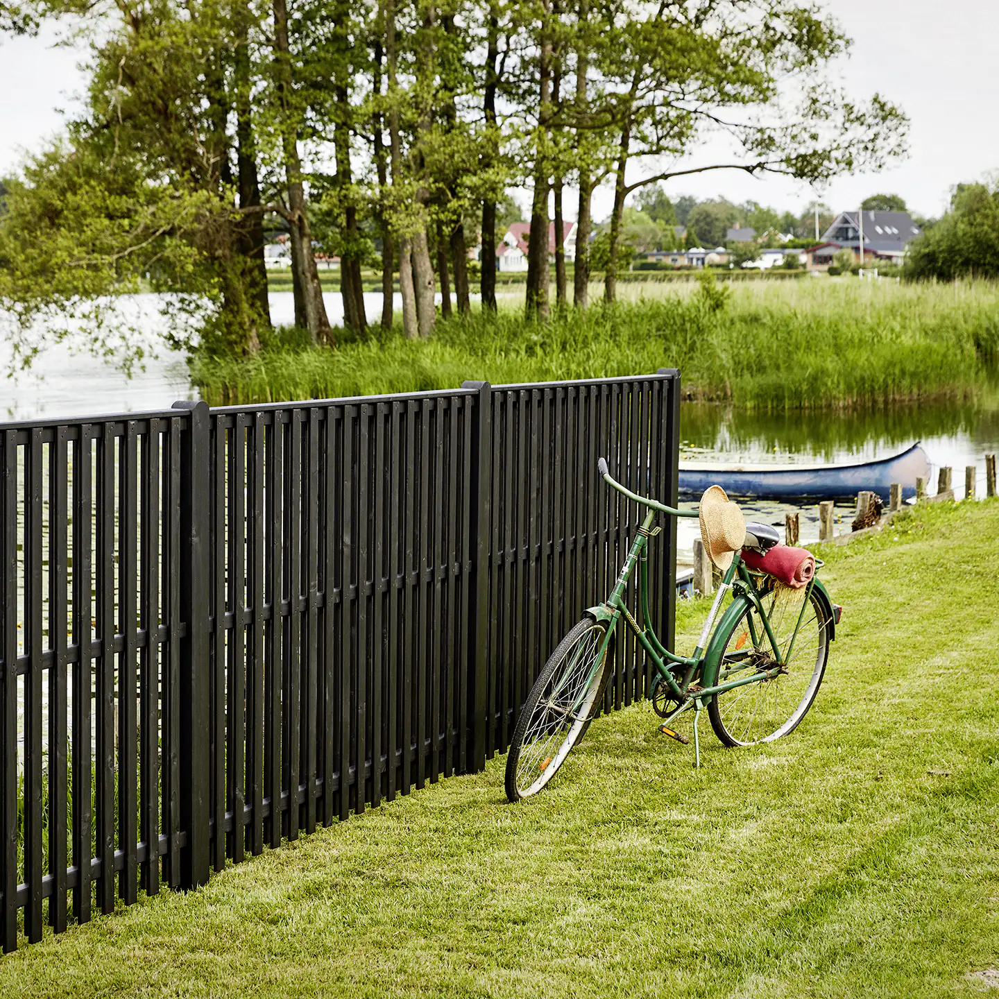 Plus Zaun Nagano 180 x 180 cm RAL 9005 Schwarz