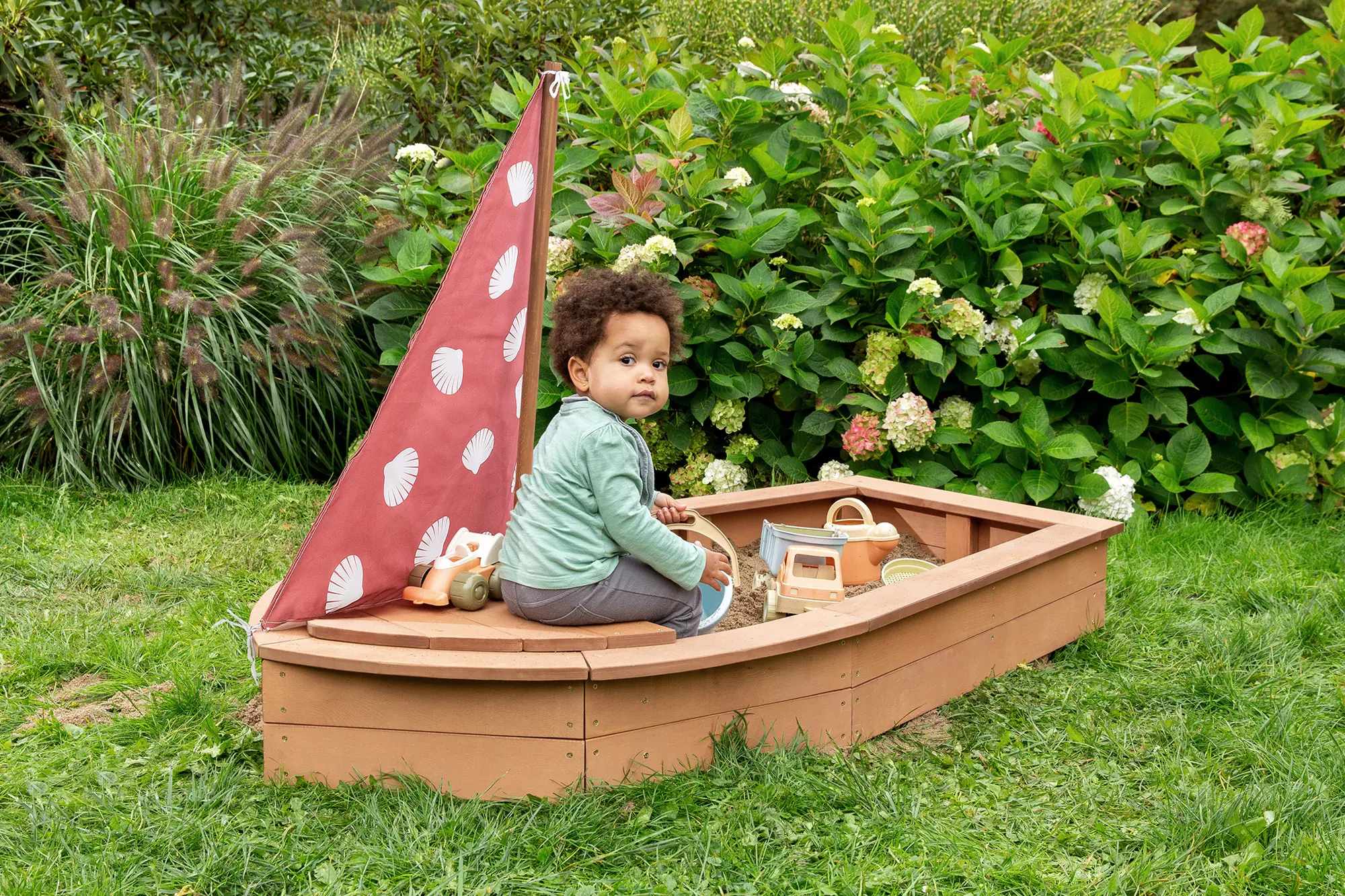 Muddy Buddy Sandkasten Seashell Diver 160 x 90 x 102 cm Muddy Buddy Sandkasten Seashell Diver 160 x 90 x 102 cm