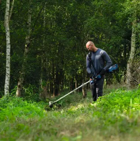 Bosch Professional Akku-Rasentrimmer GRT 18V-40 Solo Bosch Professional Akku-Rasentrimmer GRT 18V-40 Solo