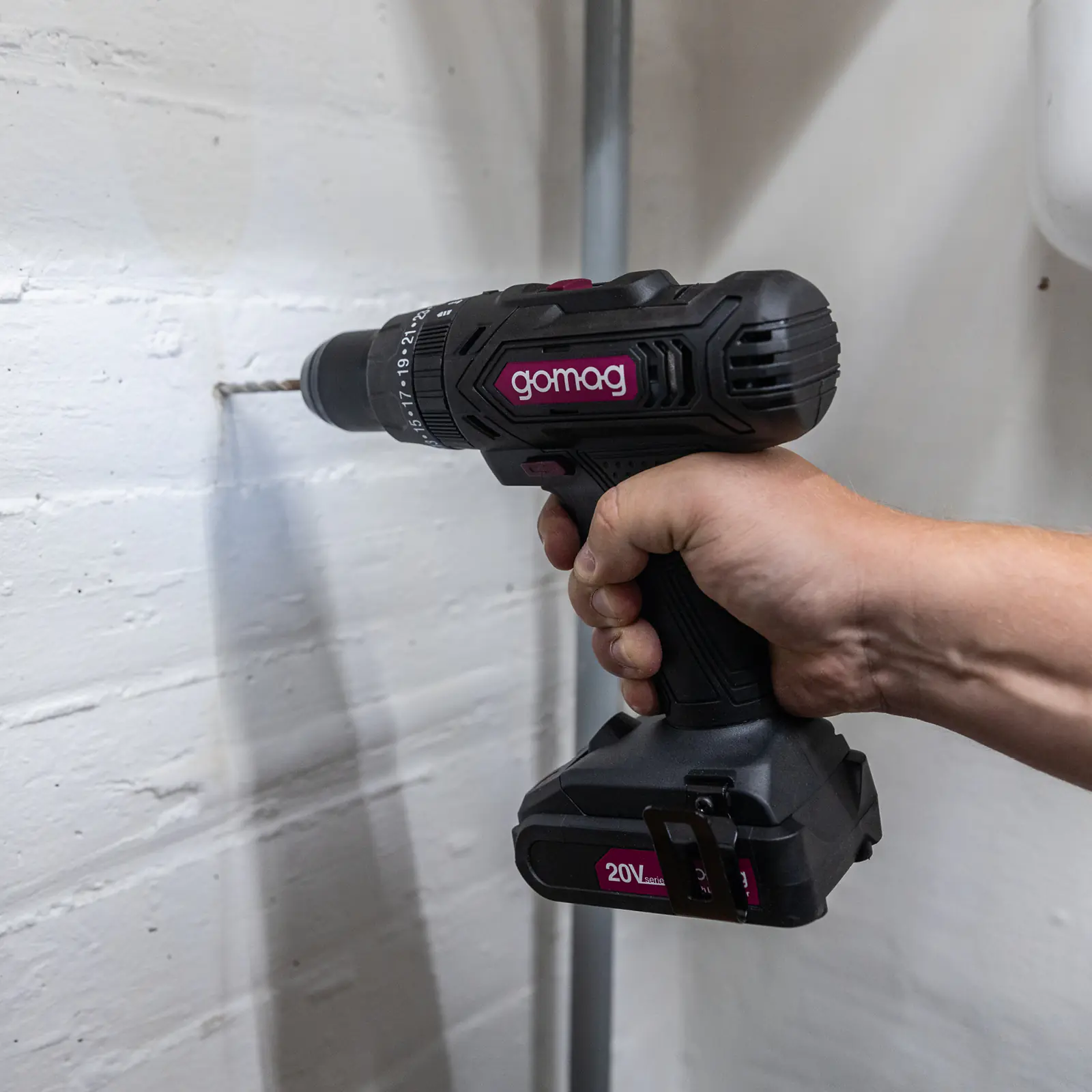 Gomag Akku-Schlagbohrschrauber-Set GO-CSK74/1 20 V Mobile Werkstatt Akku & Ladegerät Gomag Akku-Schlagbohrschrauber-Set GO-CSK74/1 20 V Mobile Werkstatt Akku & Ladegerät