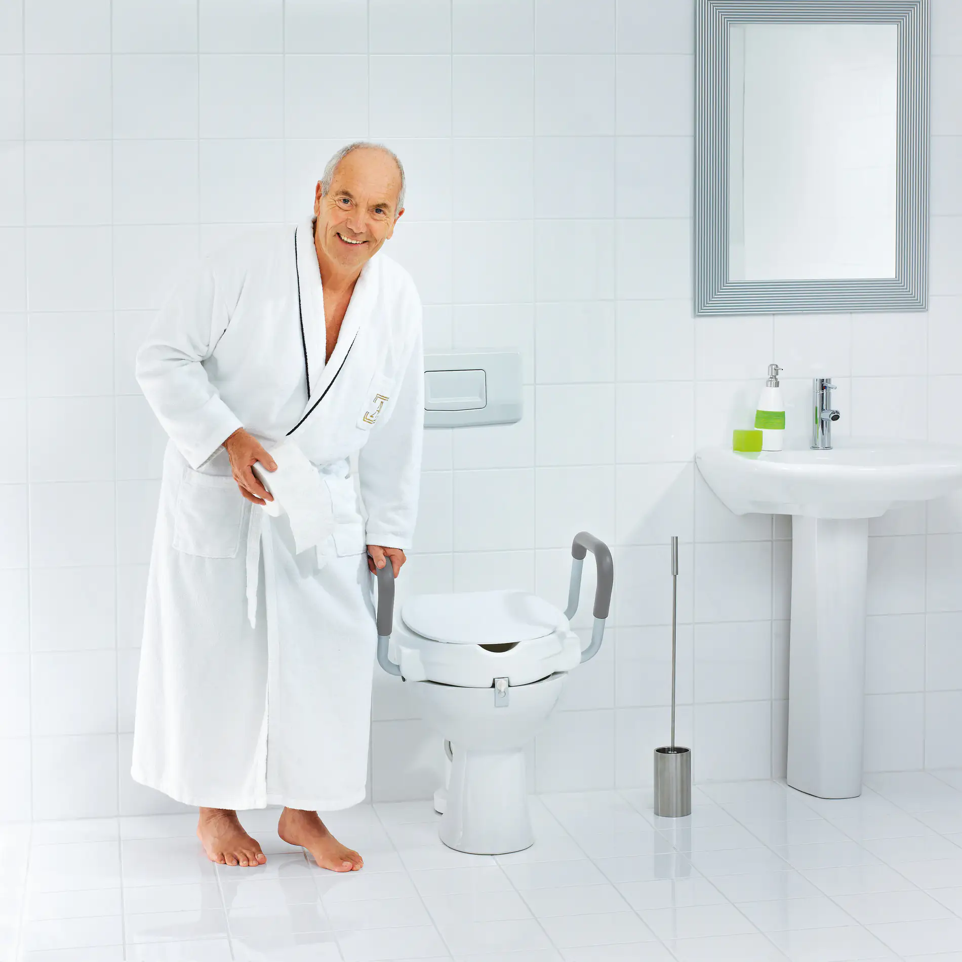 4006956951393_2 Ridder WC-Sitz-Erhöhung mit Griffen und Deckel