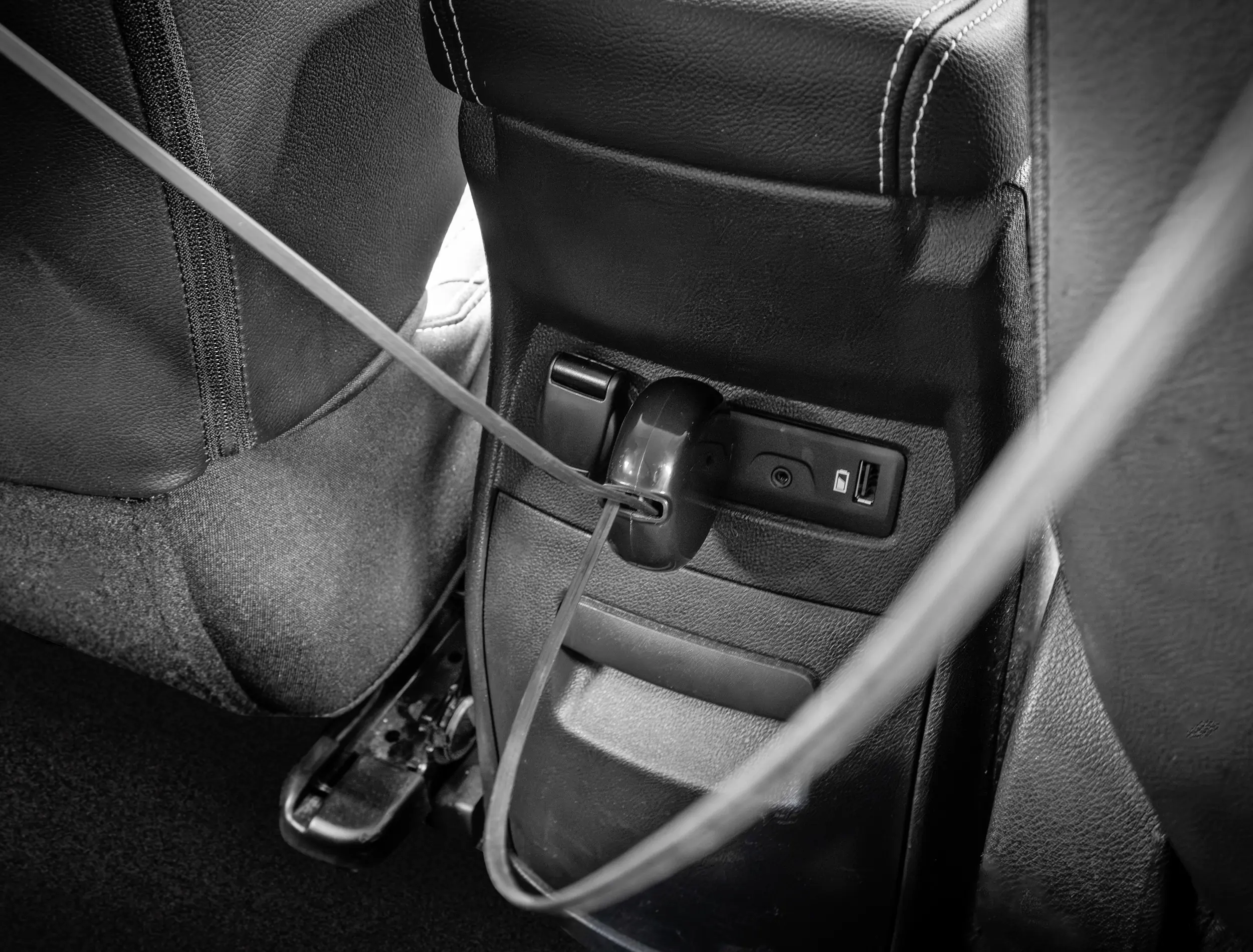 APA USB-Ladekabel Universal mit USB/USB-C Adapter