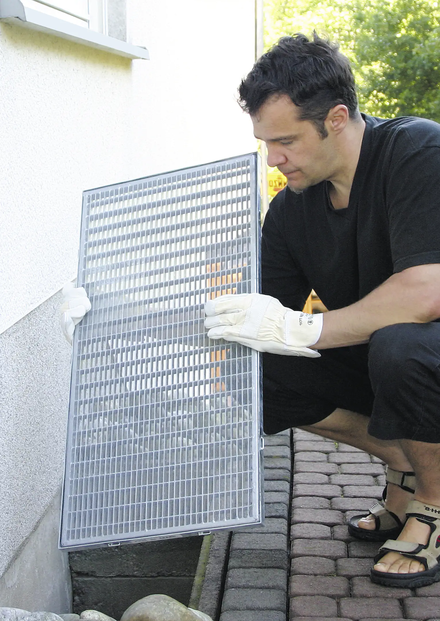 Sauberer Lichtschacht Edelstahl 50 x 125 cm Insektenschutz für Lichtschacht